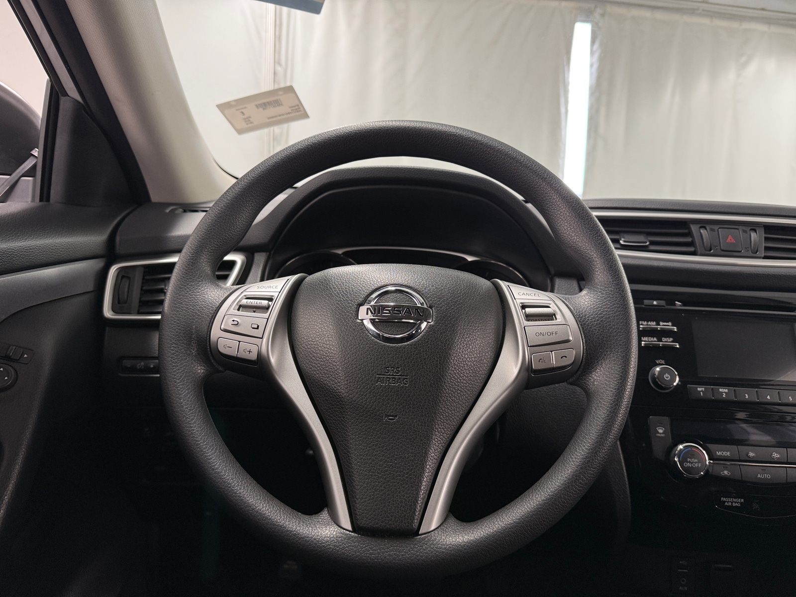 Thumbnail: 2016 Nissan Rogue - 5