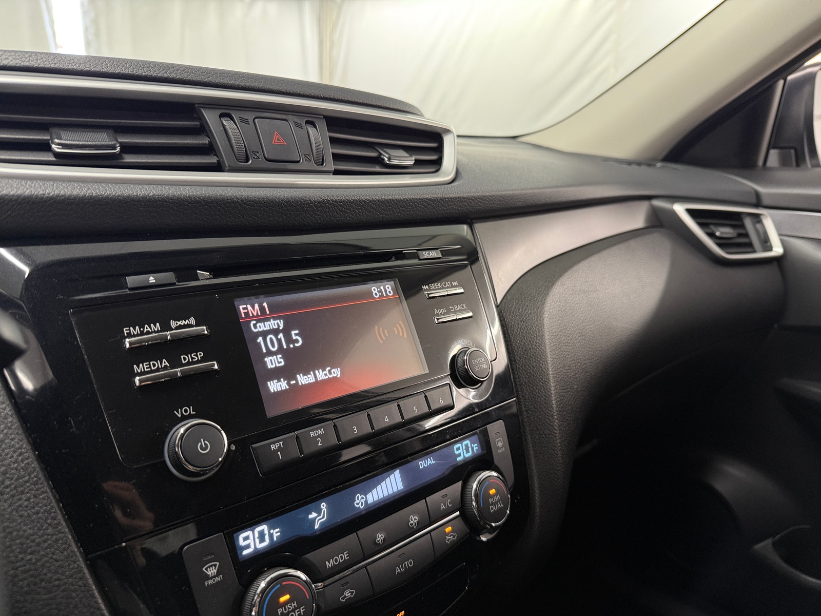 Thumbnail: 2016 Nissan Rogue - 4