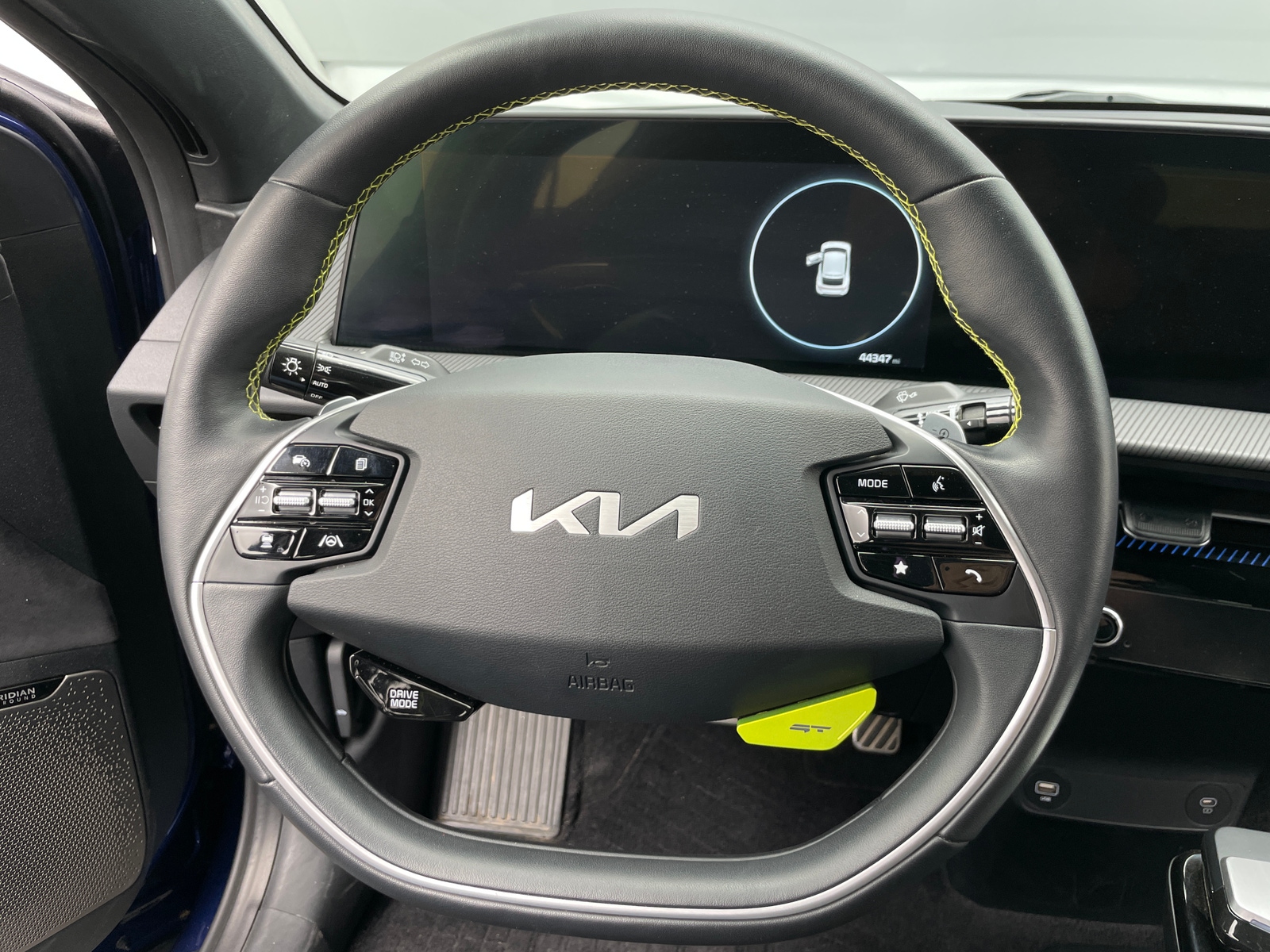 Thumbnail: 2023 Kia EV6 - 4