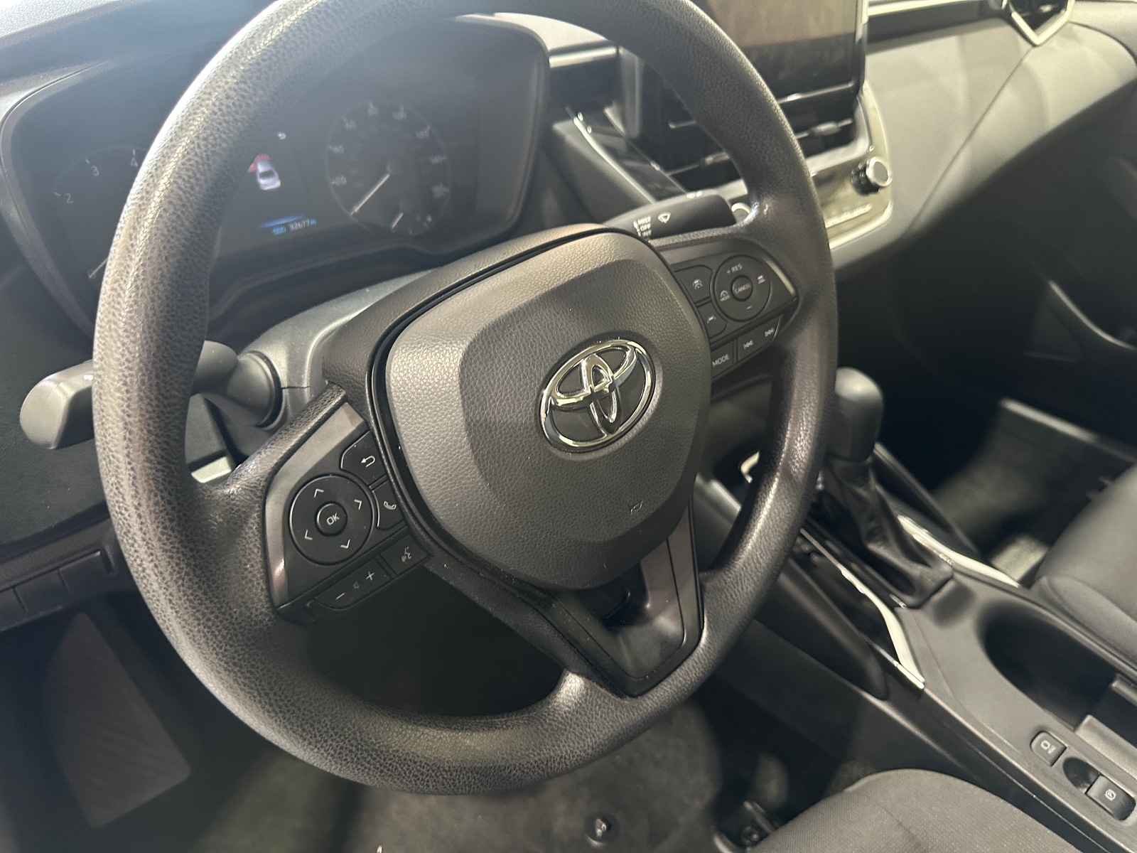 Thumbnail: 2025 Toyota Corolla - 5