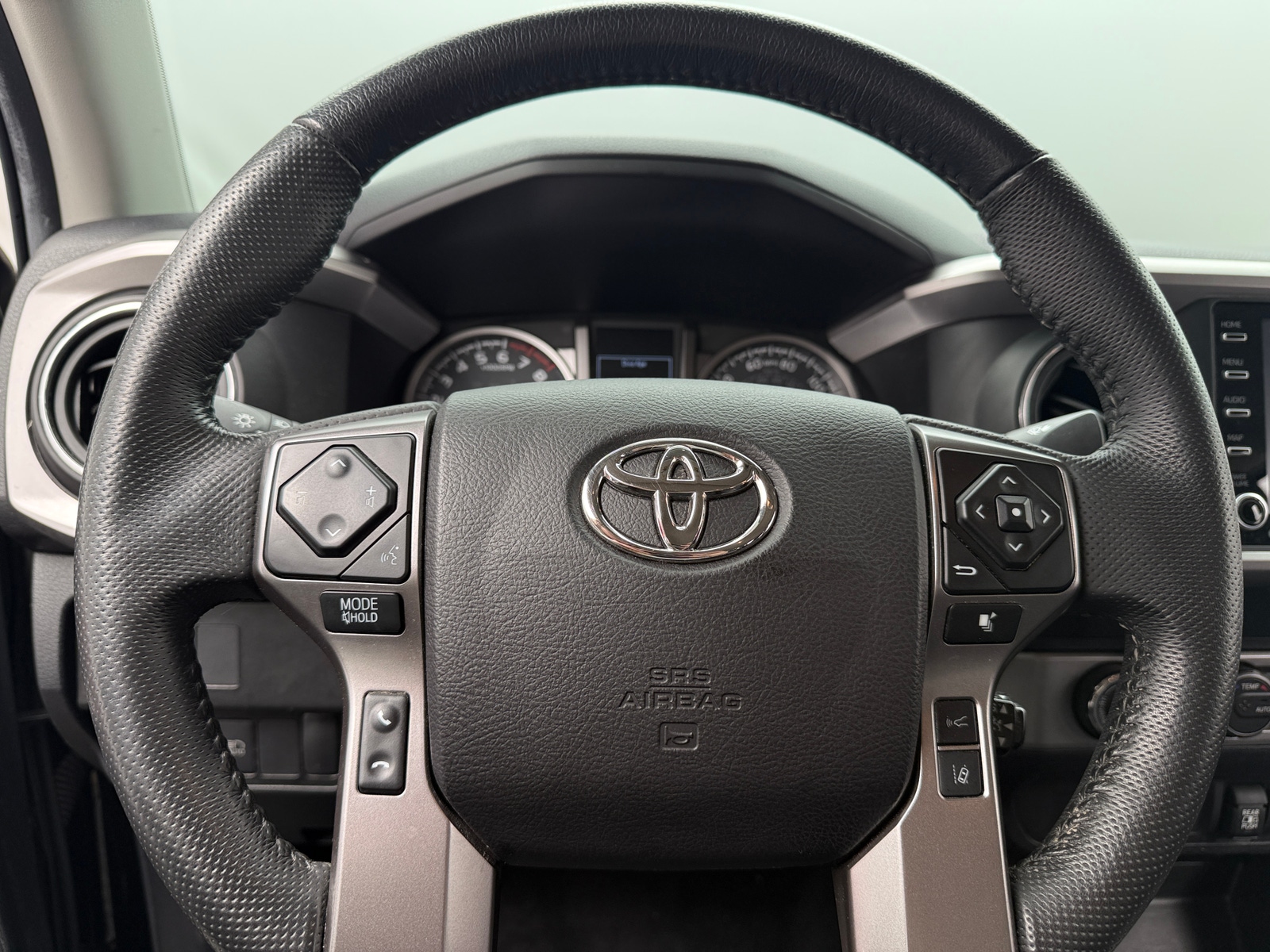 Thumbnail: 2022 Toyota Tacoma - 5