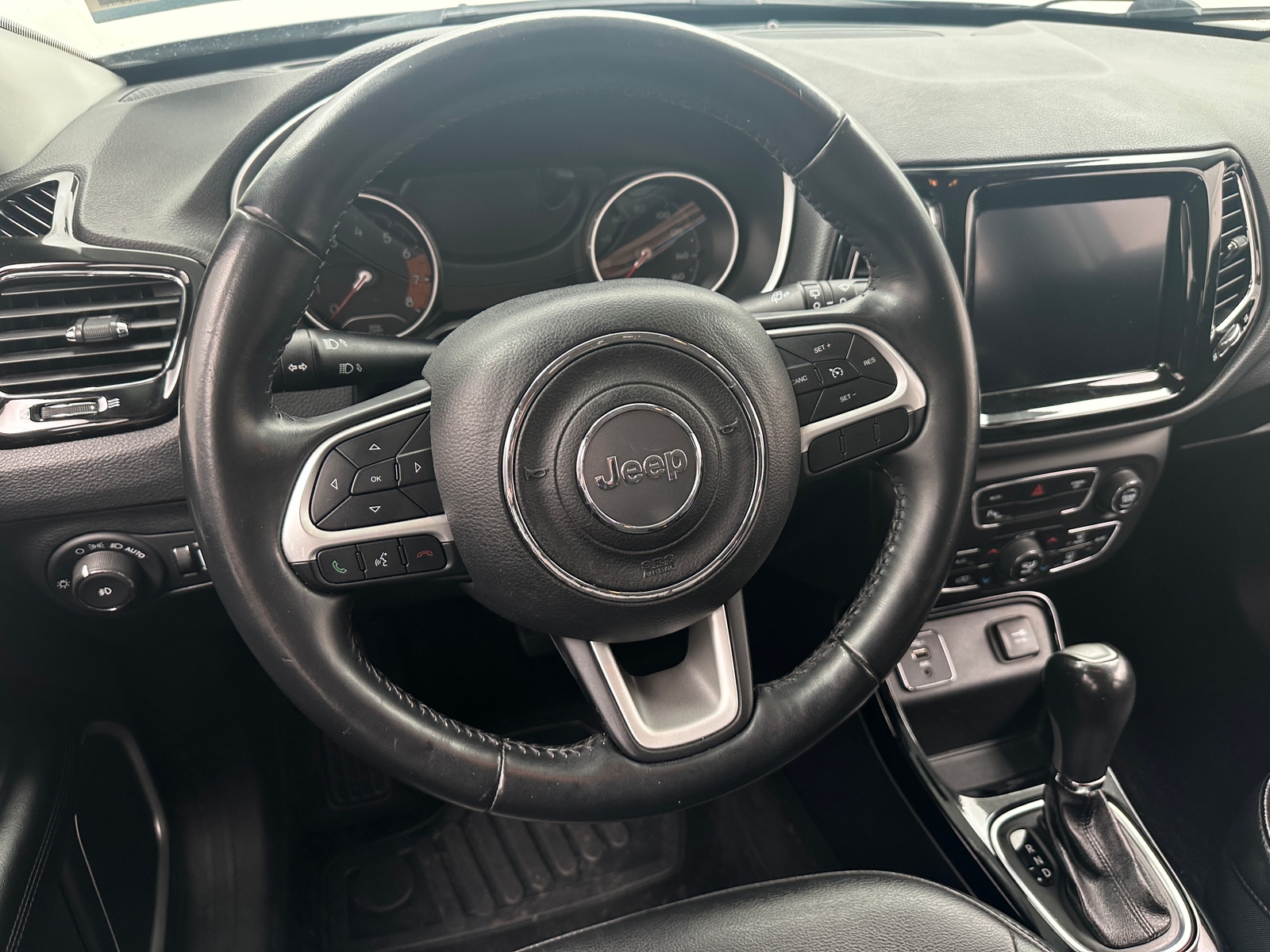 Thumbnail: 2019 Jeep Compass - 4