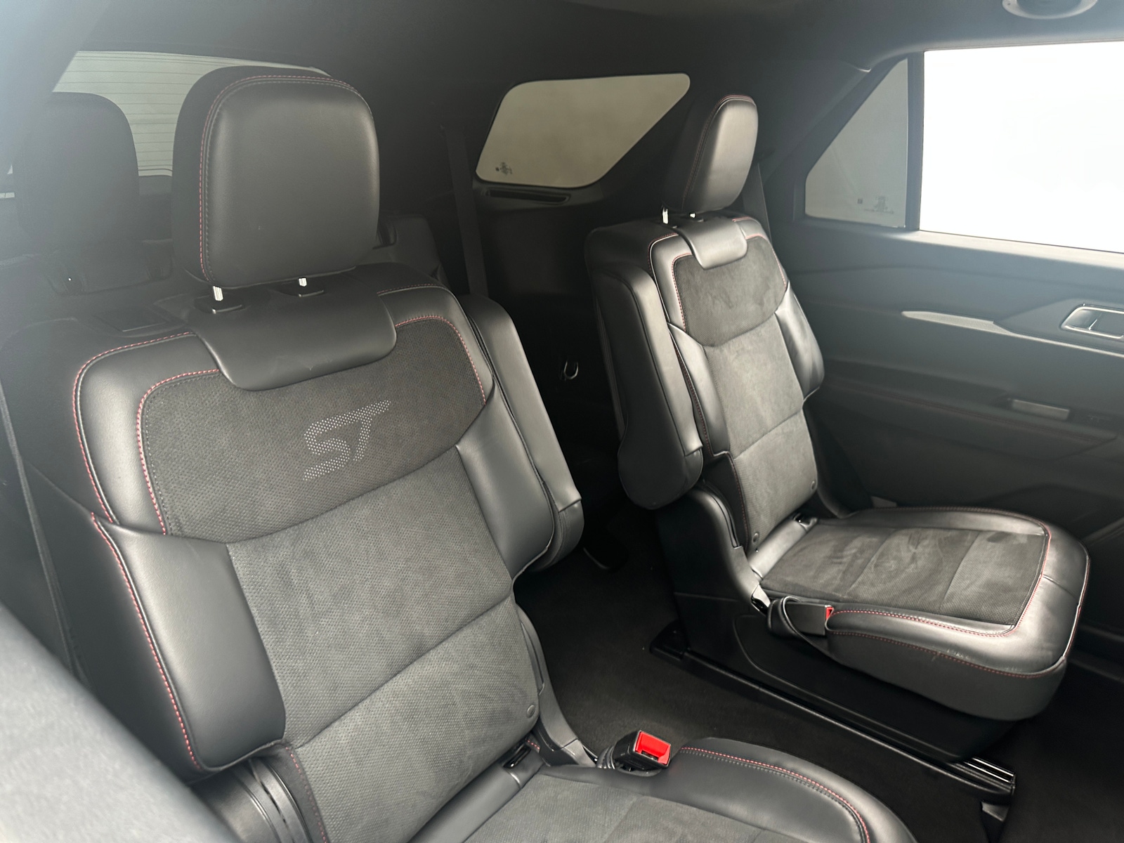 Thumbnail: 2025 Ford Explorer - 5