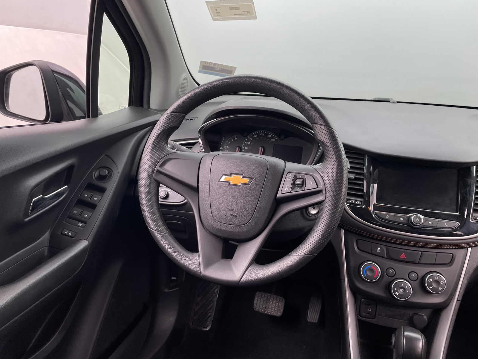 Thumbnail: 2020 Chevrolet Trax - 5