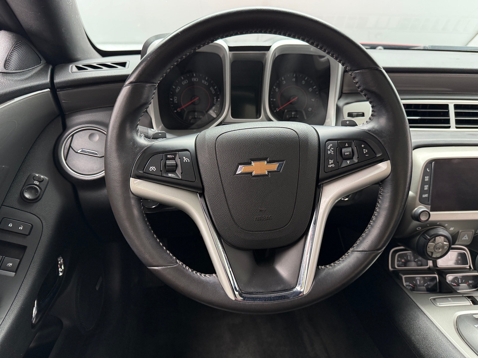 Thumbnail: 2015 Chevrolet Camaro - 3