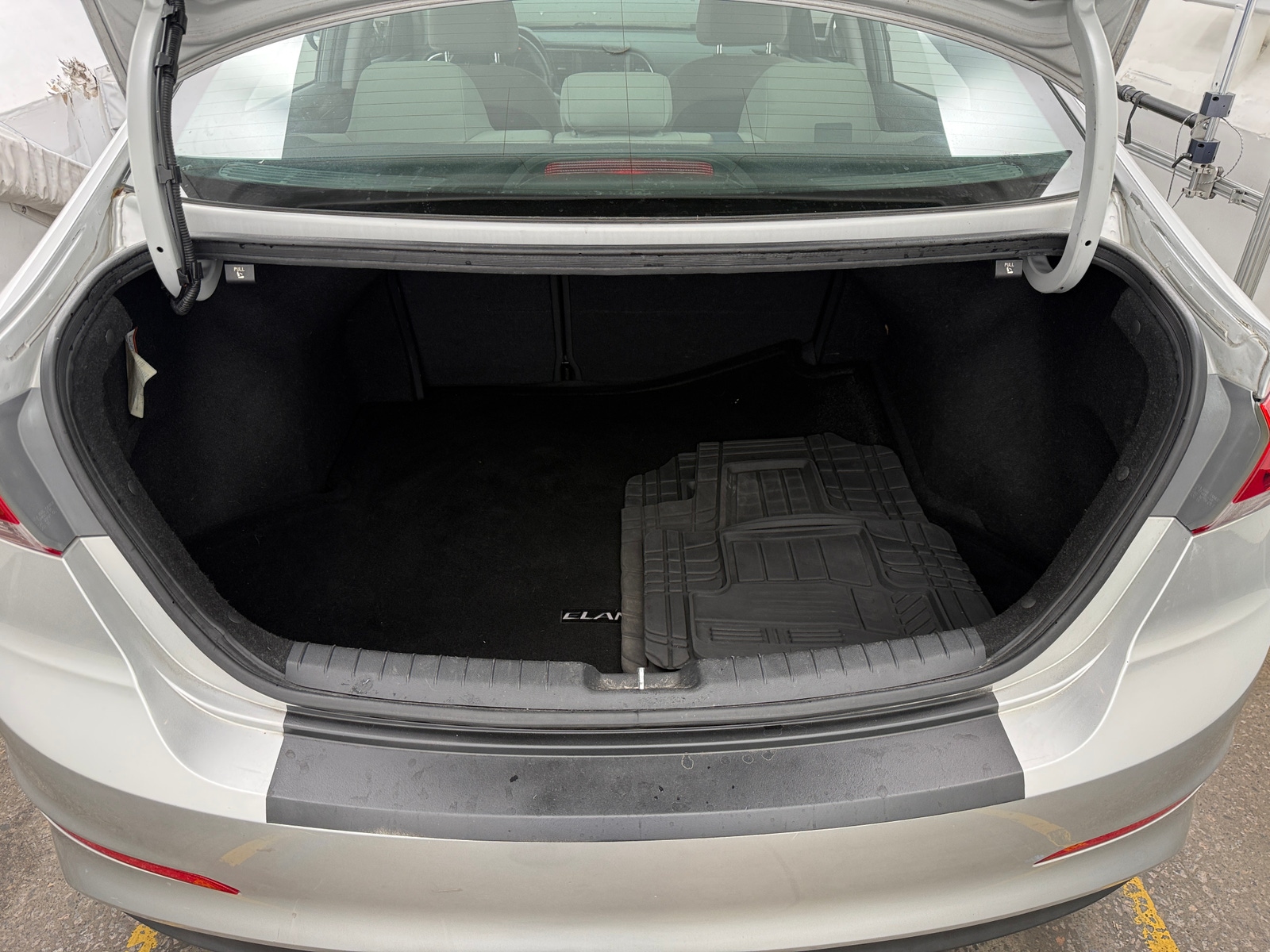 Thumbnail: 2017 Hyundai Elantra - 7