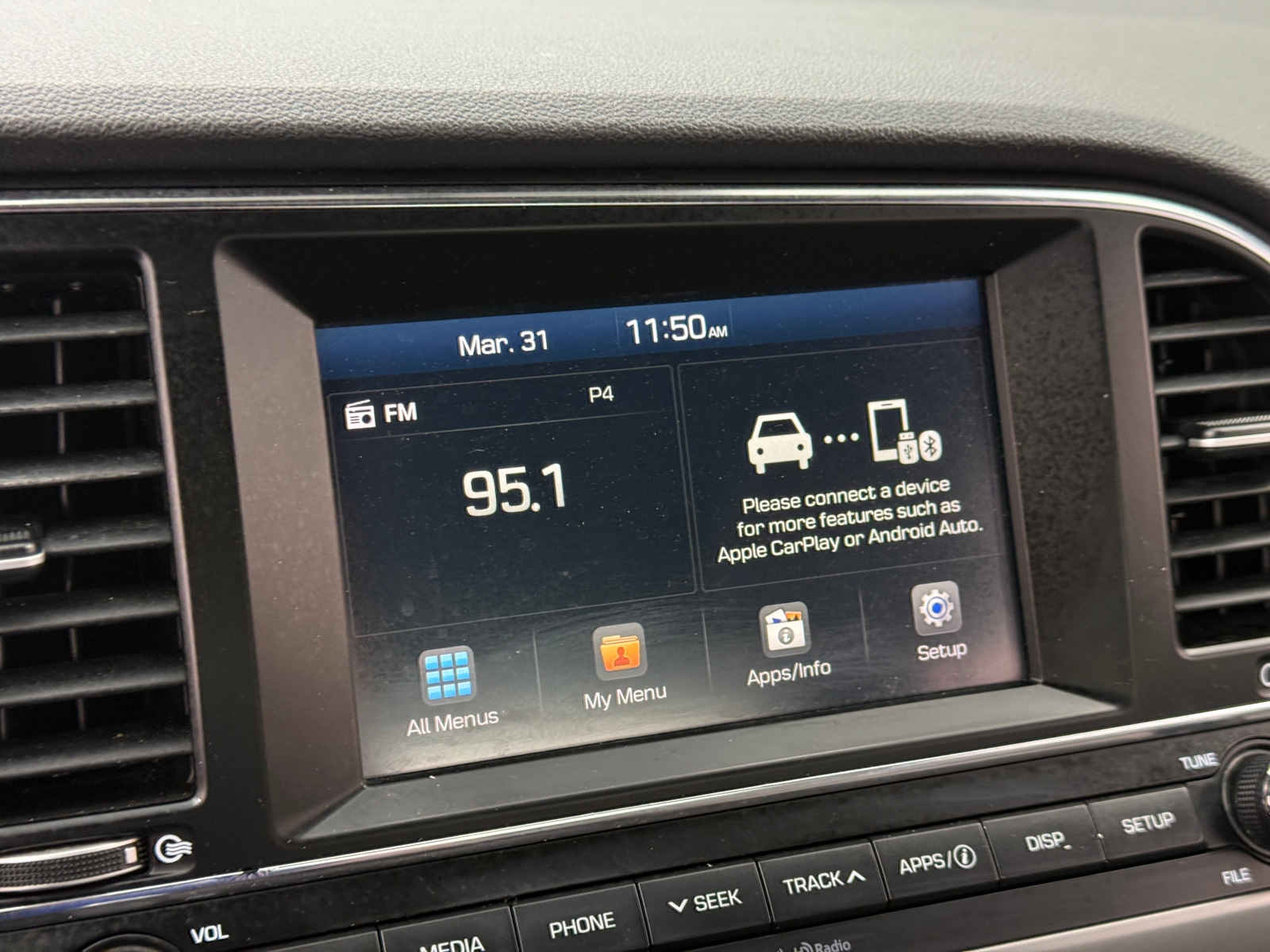 Thumbnail: 2017 Hyundai Elantra - 4