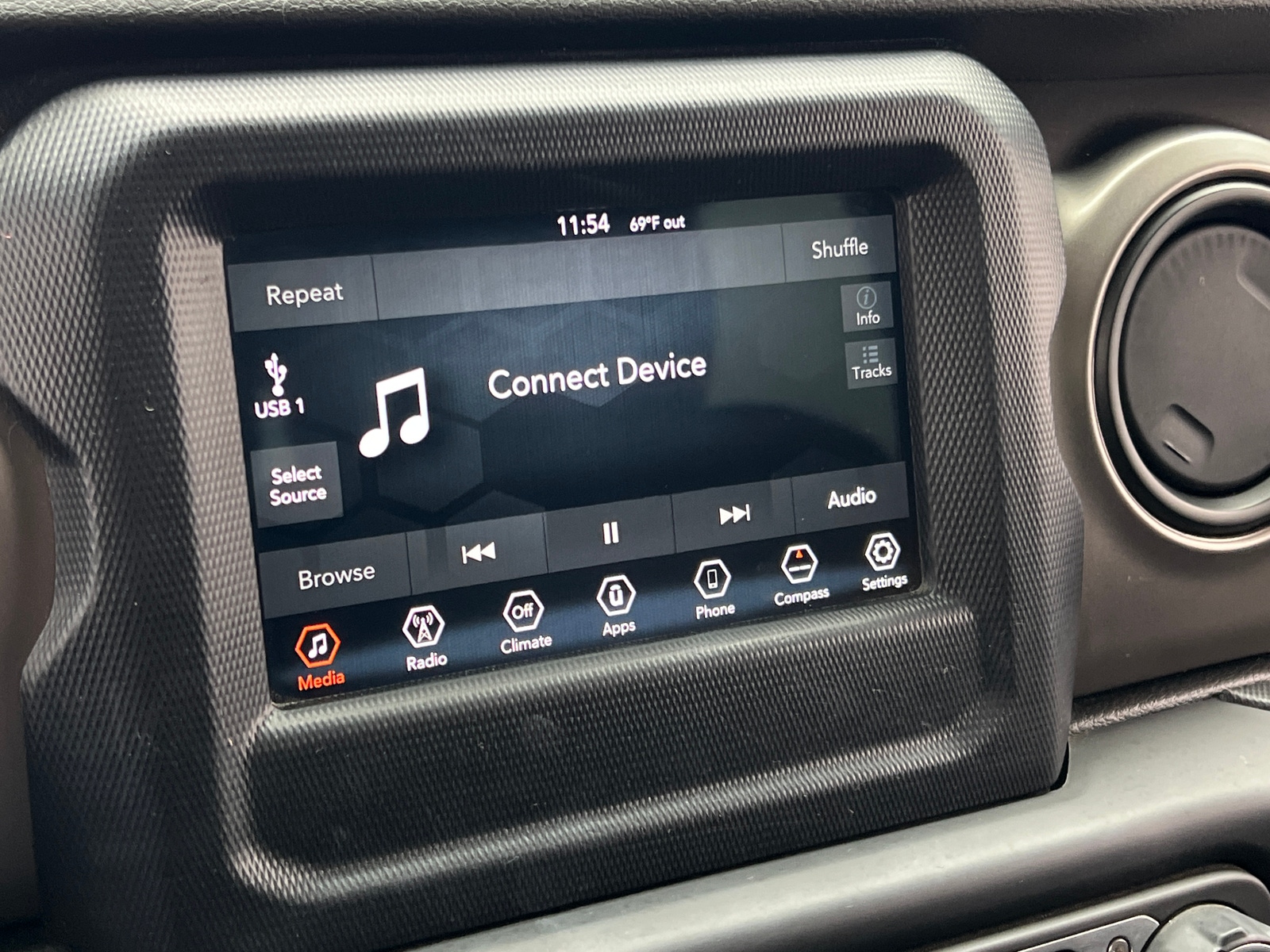 Thumbnail: 2020 Jeep Wrangler - 4