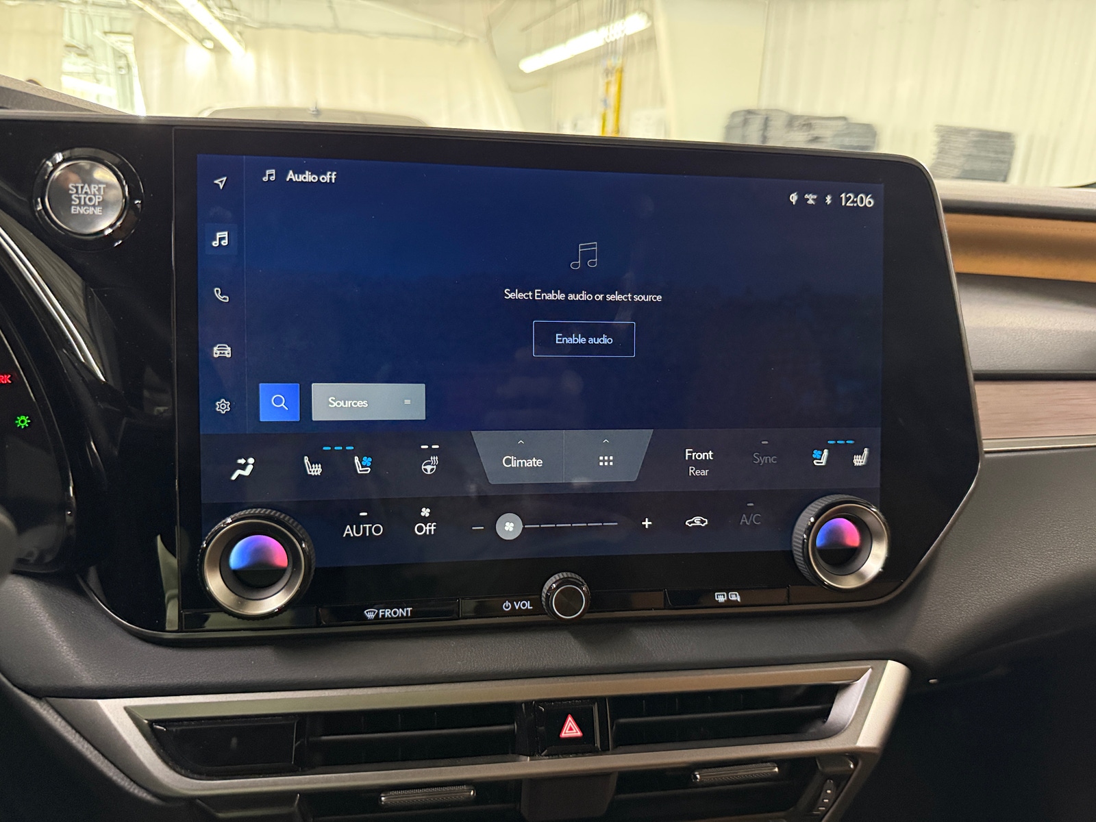 Thumbnail: 2024 Lexus RX - 3