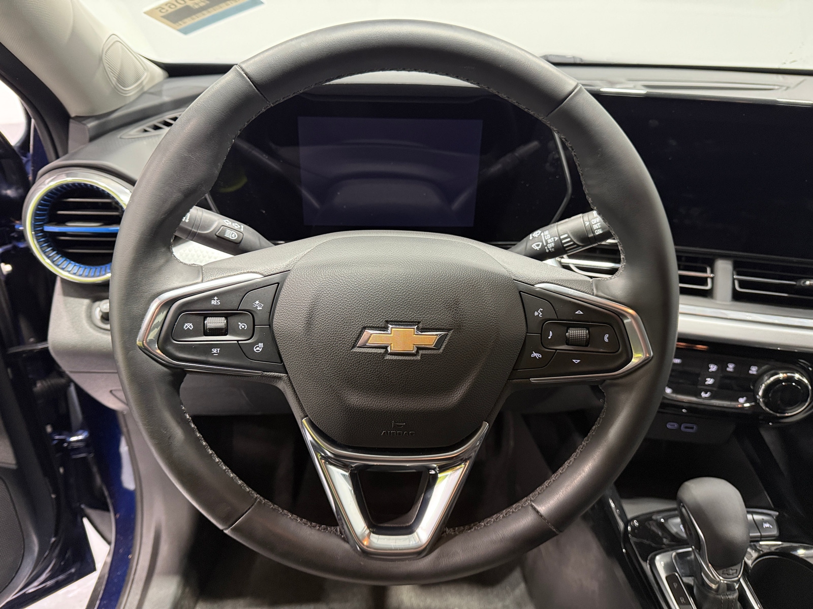 Thumbnail: 2024 Chevrolet Trax - 5