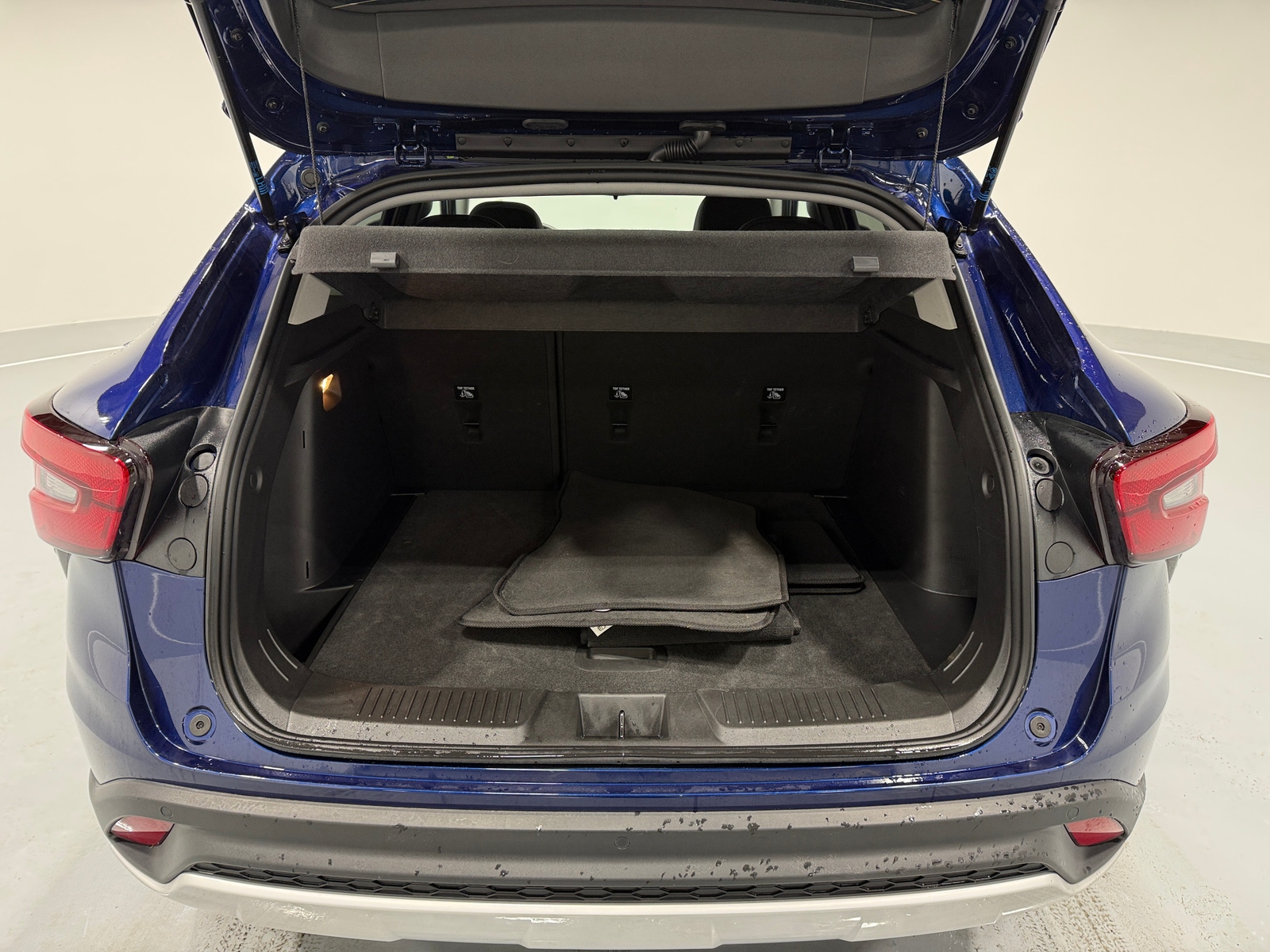 Thumbnail: 2024 Chevrolet Trax - 7