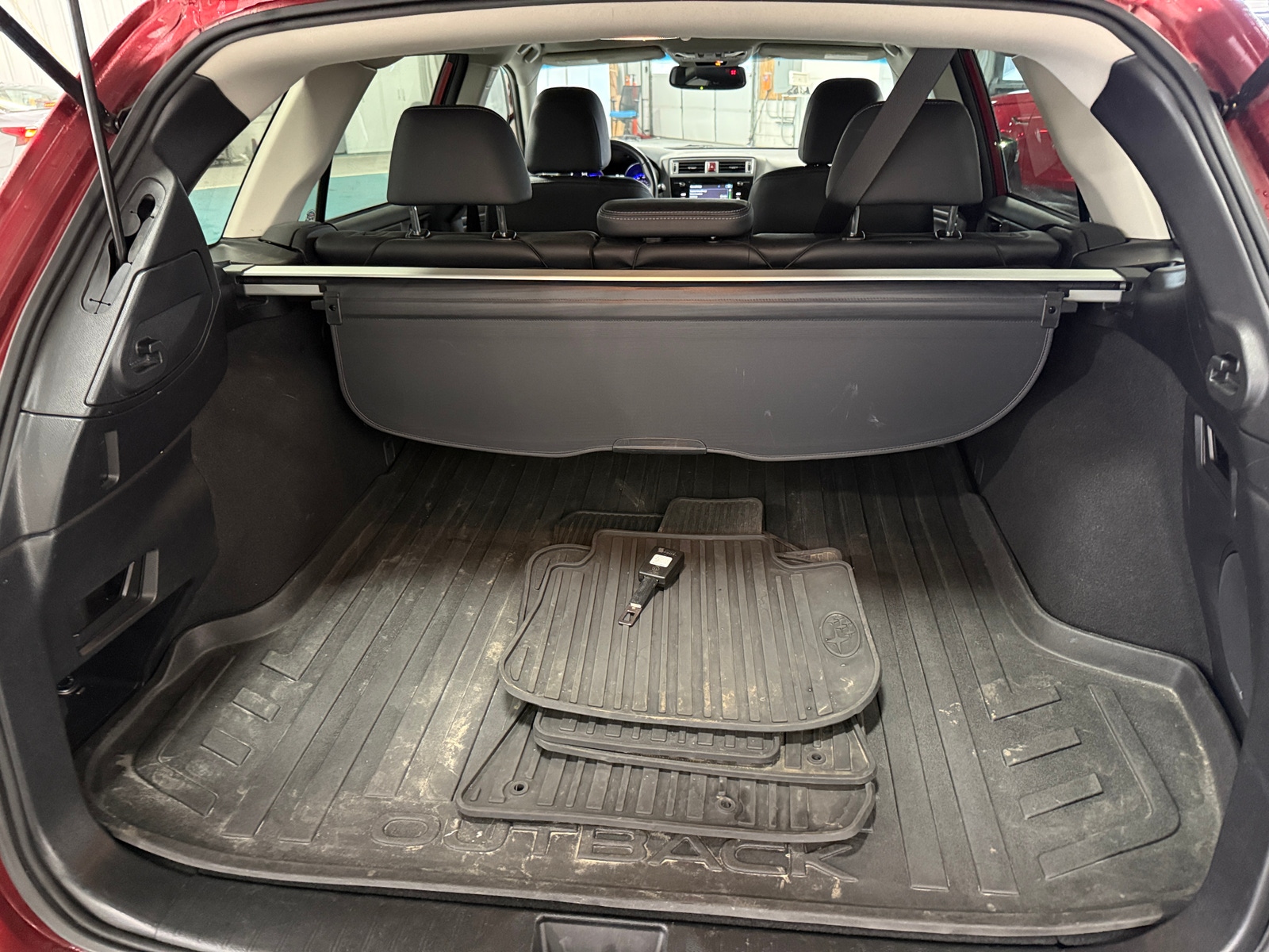 Thumbnail: 2017 Subaru Outback - 6