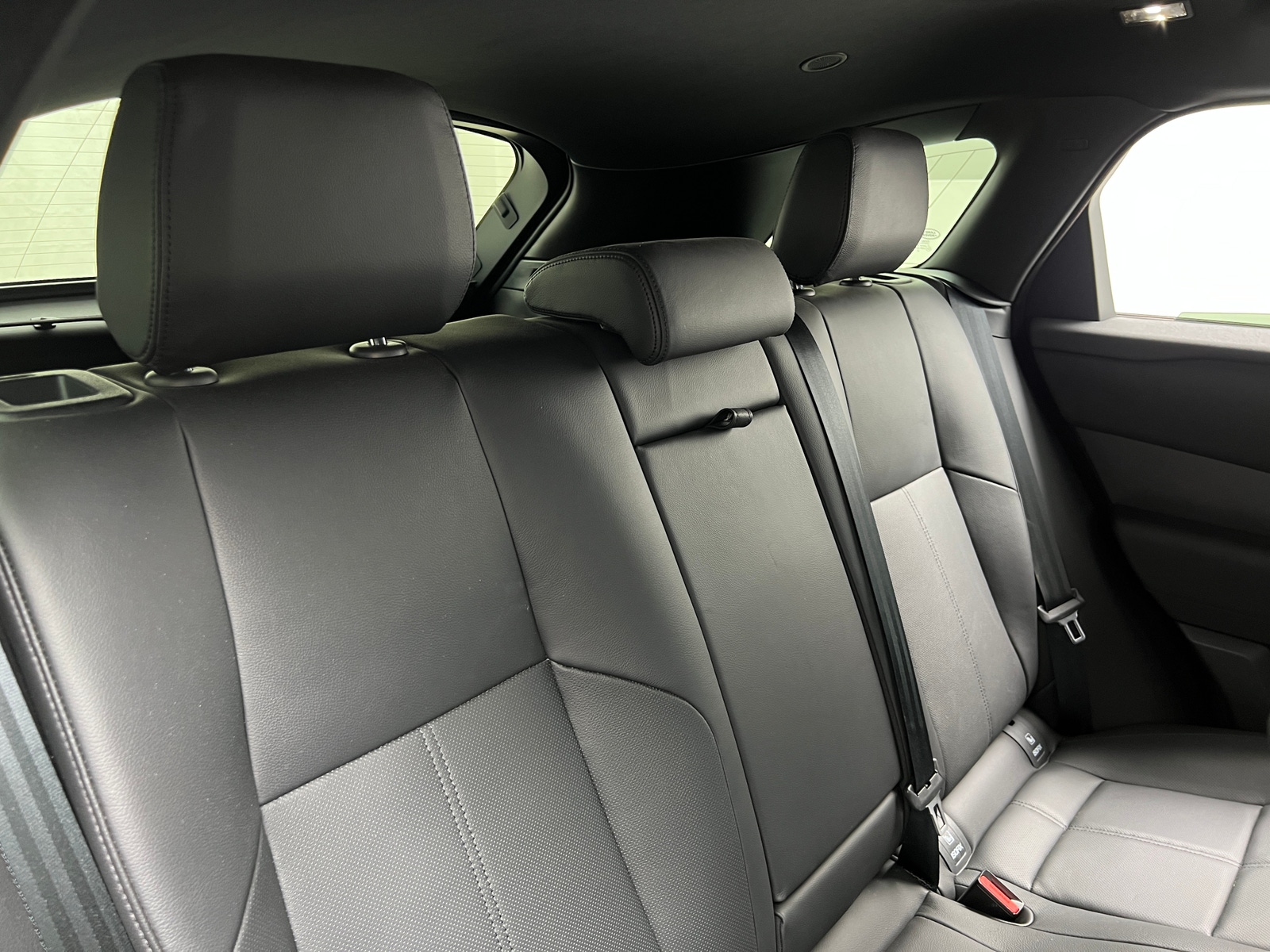 Thumbnail: 2024 Land Rover Range Rover Velar - 5