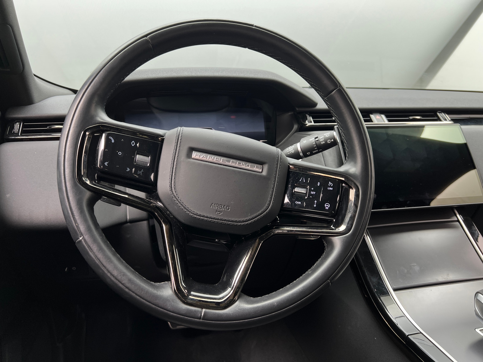 Thumbnail: 2024 Land Rover Range Rover Velar - 4