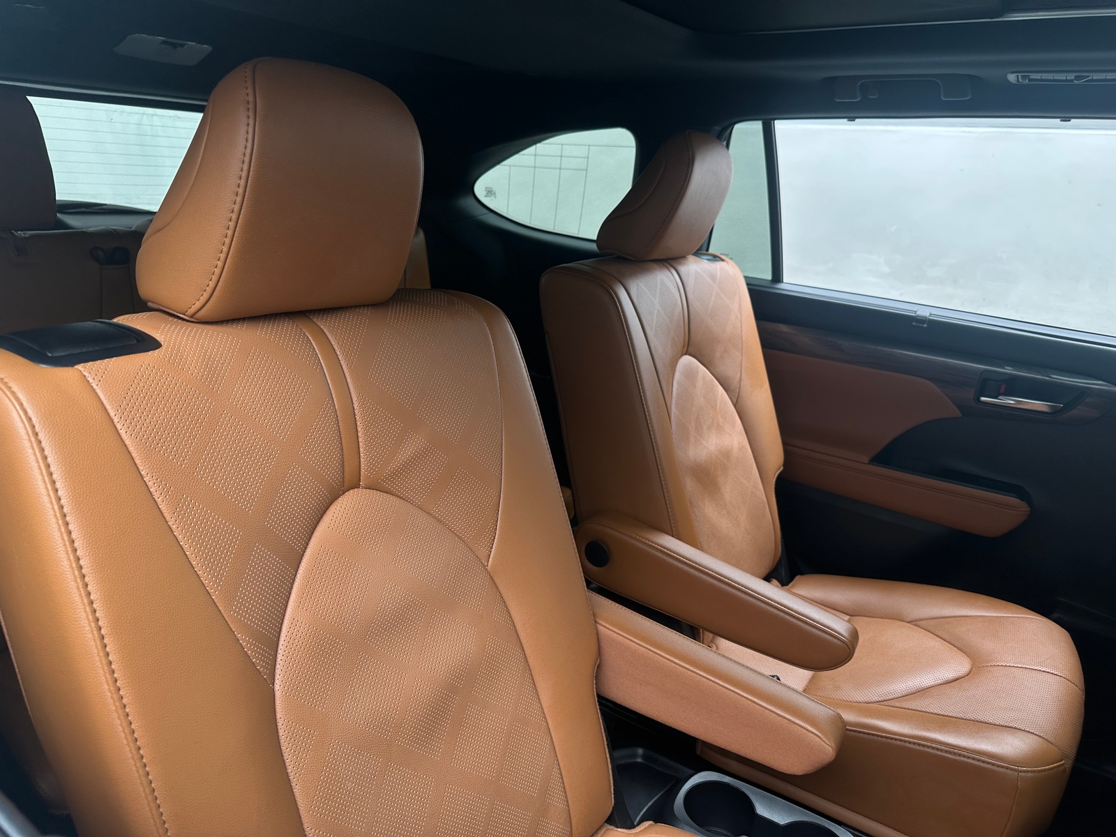 Thumbnail: 2024 Toyota Highlander - 5