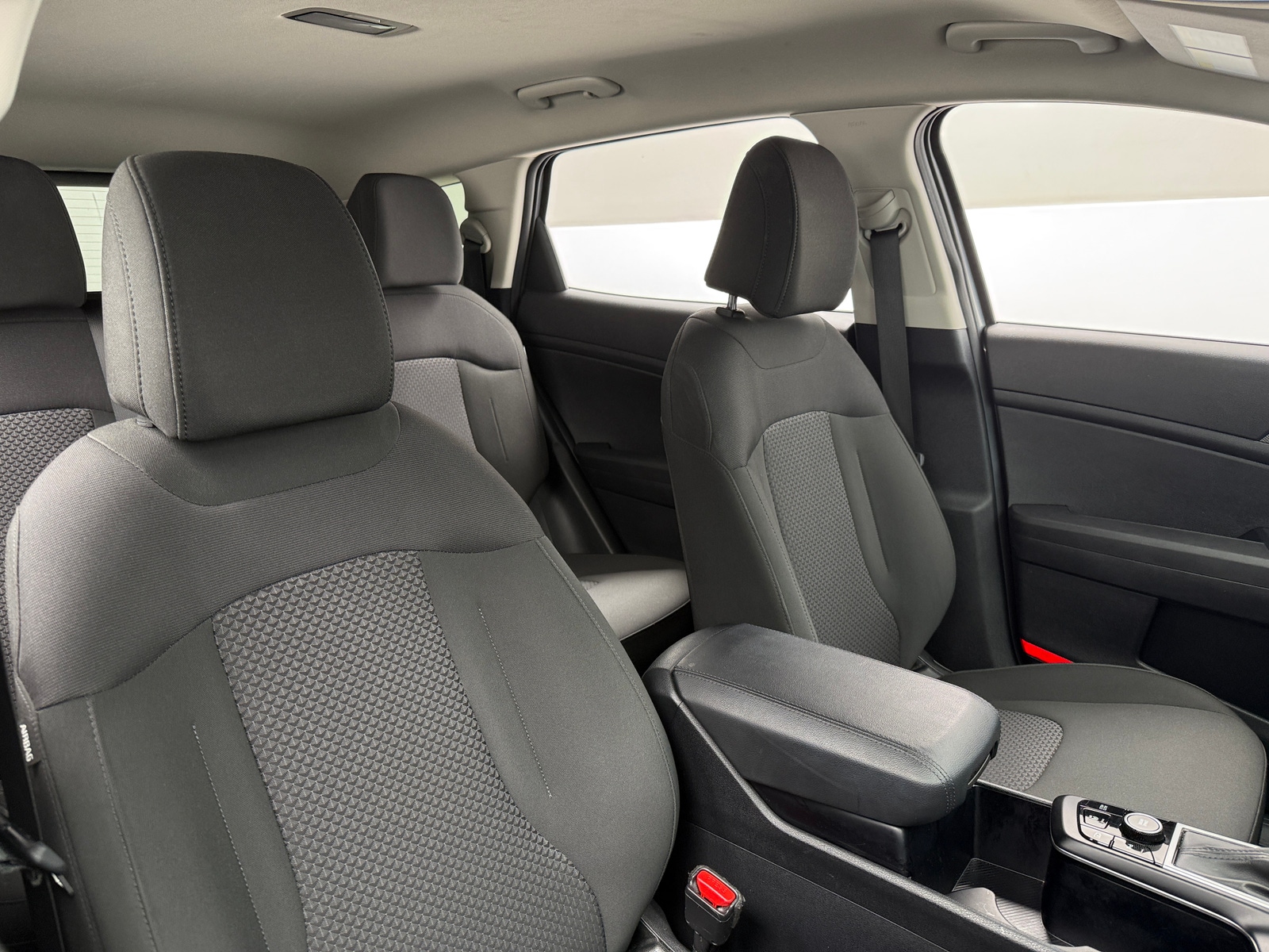 Thumbnail: 2025 Kia Sportage - 2