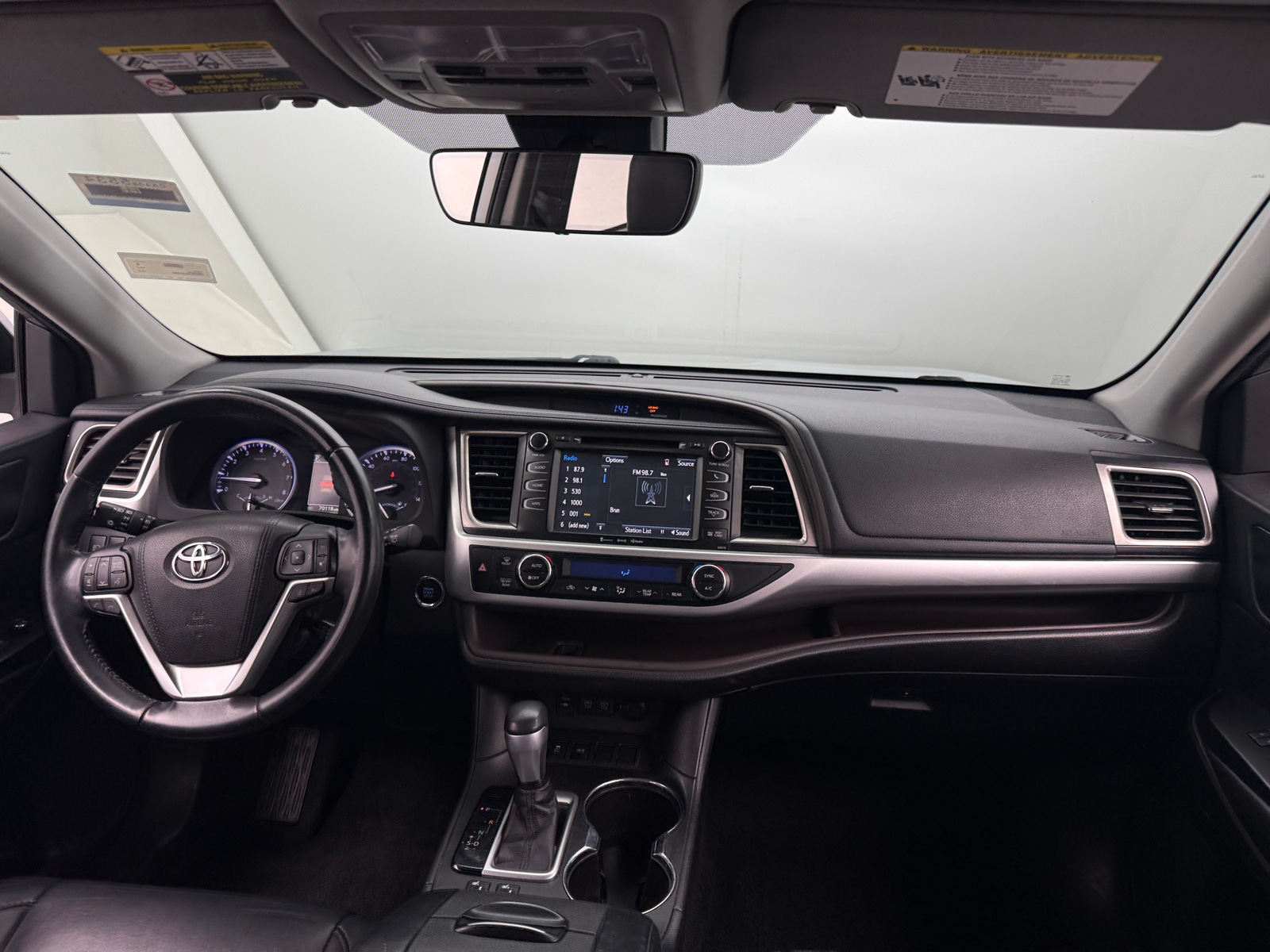 Thumbnail: 2018 Toyota Highlander - 2