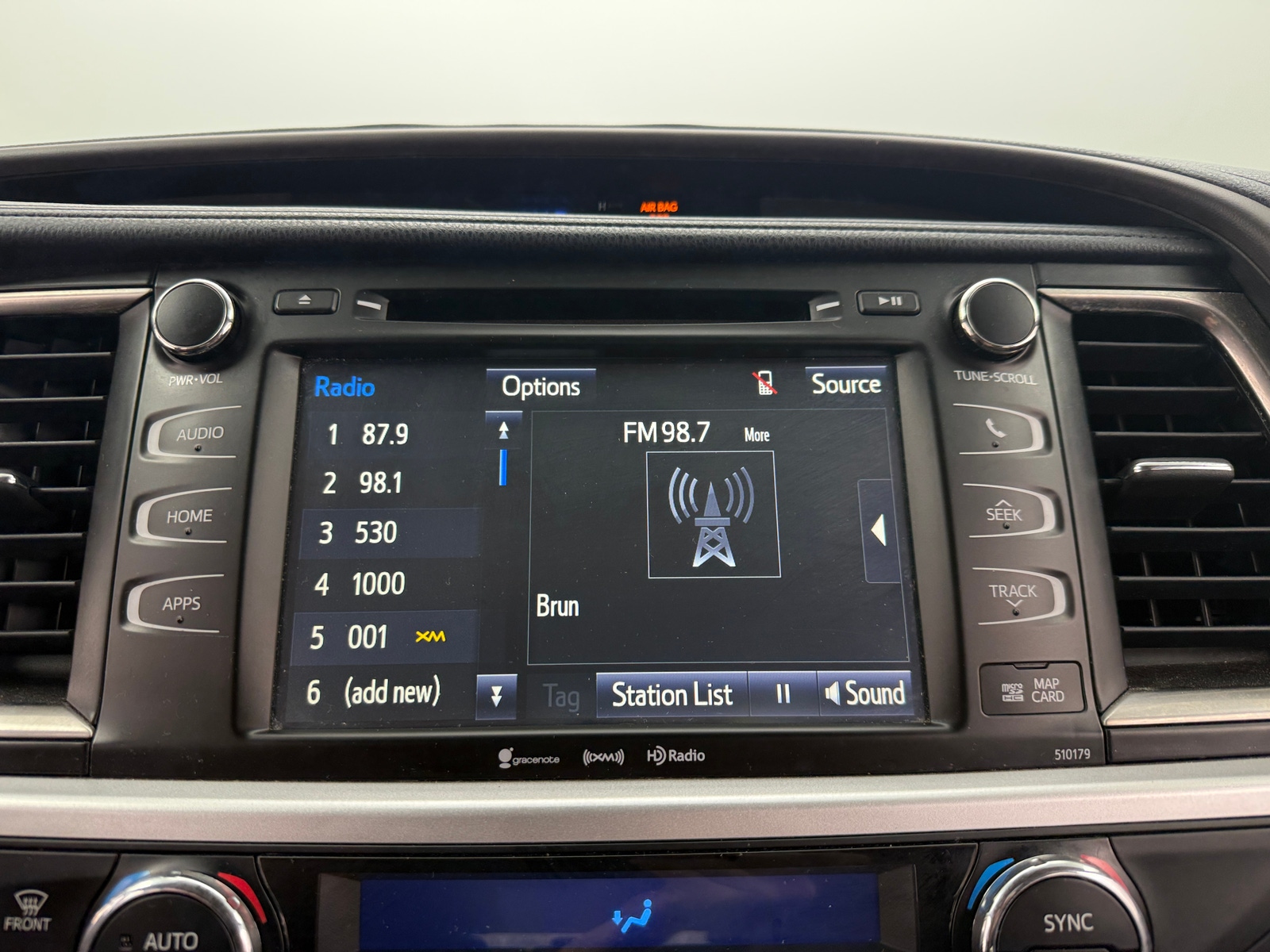 Thumbnail: 2018 Toyota Highlander - 3