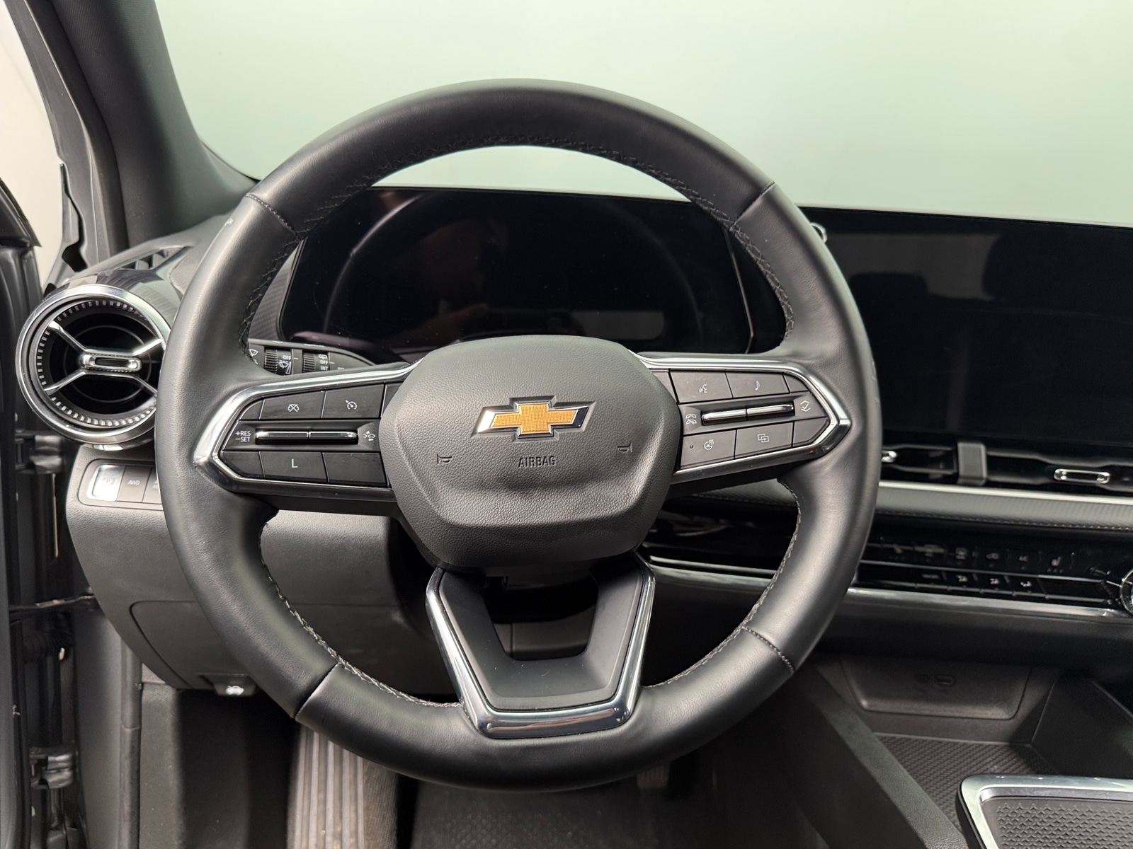 Thumbnail: 2025 Chevrolet Equinox - 5