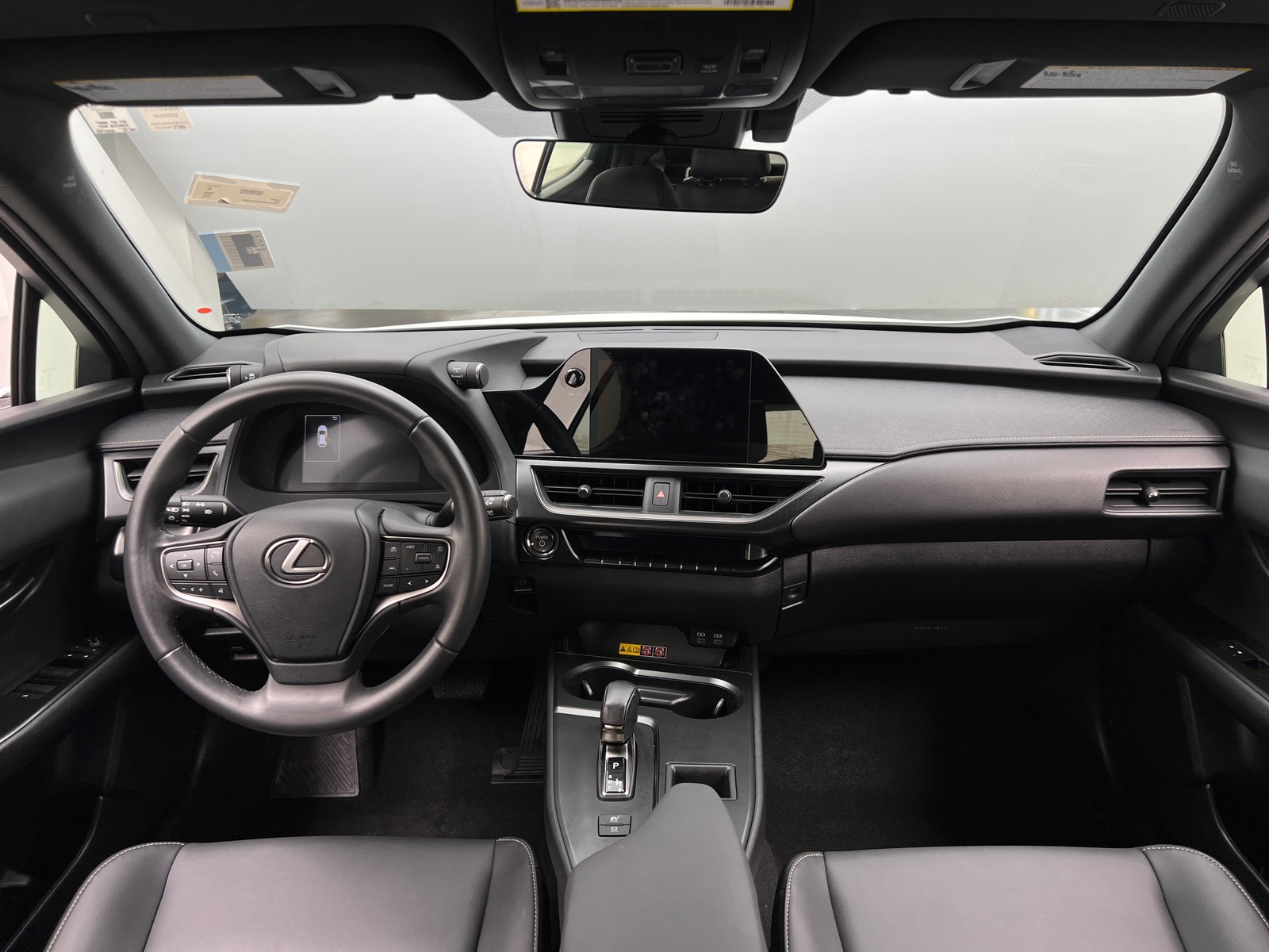 Thumbnail: 2025 Lexus UX - 3