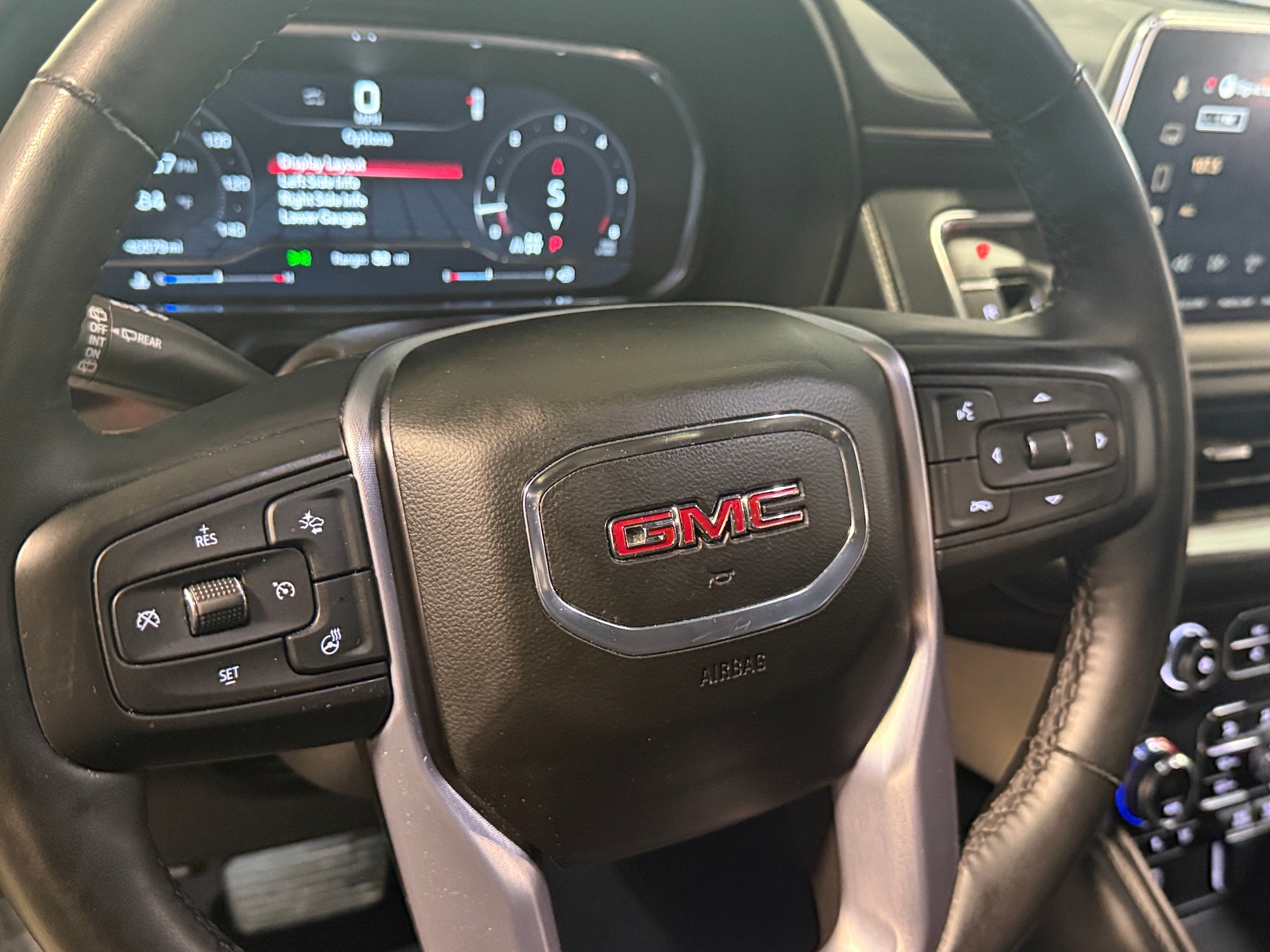 Thumbnail: 2023 GMC Yukon - 4