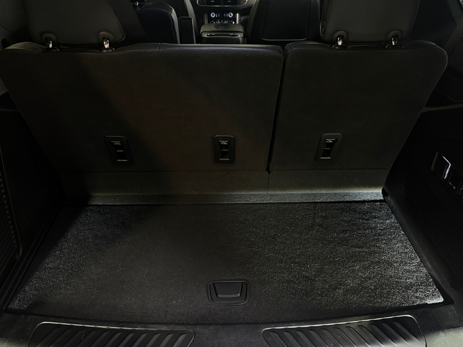 Thumbnail: 2023 GMC Yukon - 6