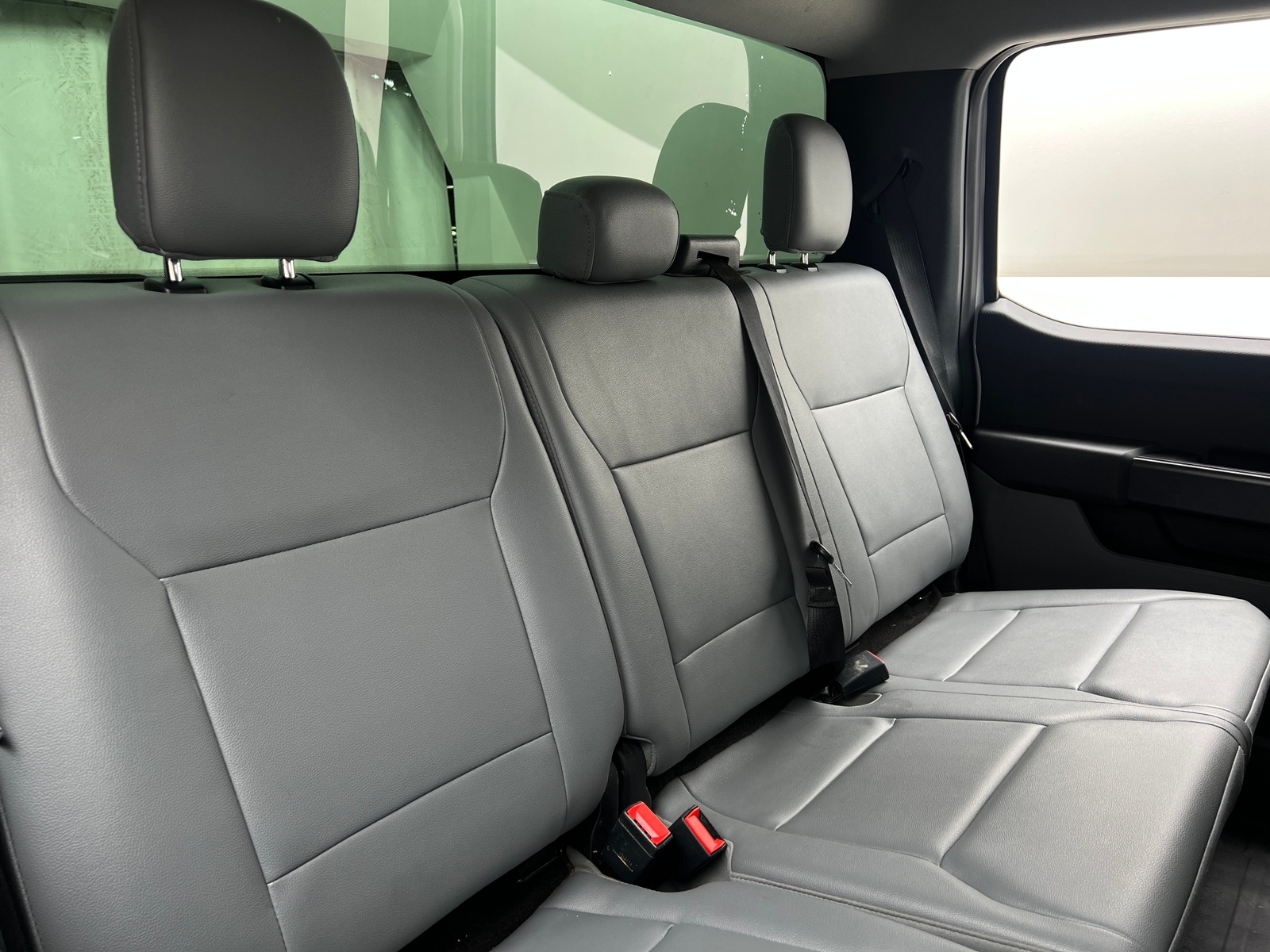 Thumbnail: 2022 Ford Econoline - 6