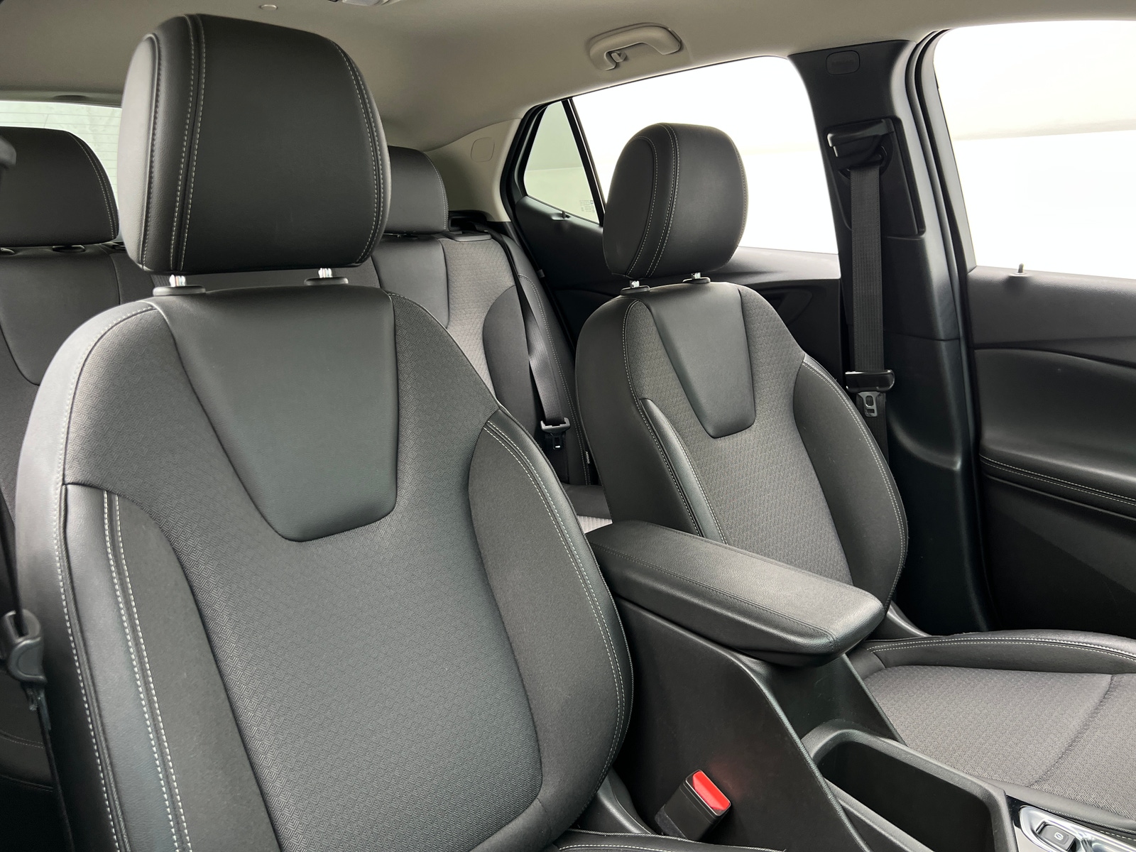 Thumbnail: 2025 Buick Encore GX - 2