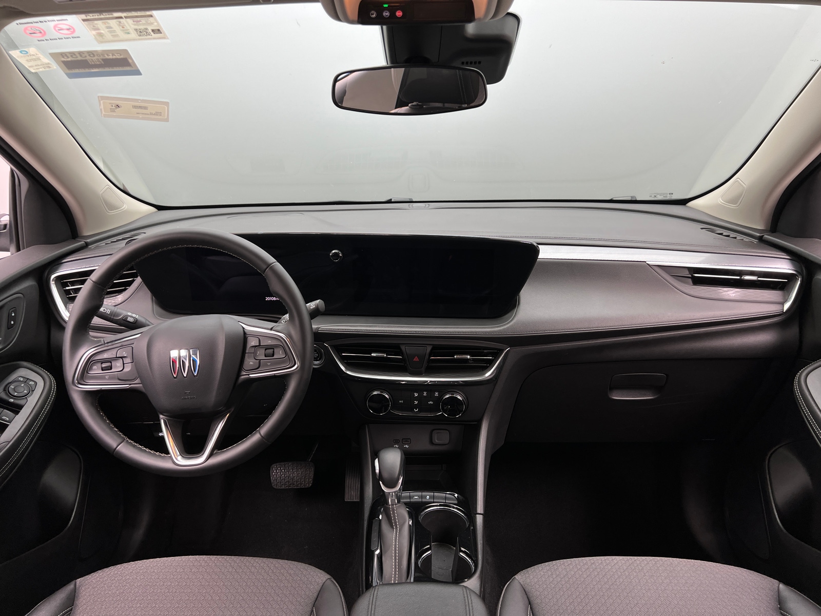 Thumbnail: 2025 Buick Encore GX - 3