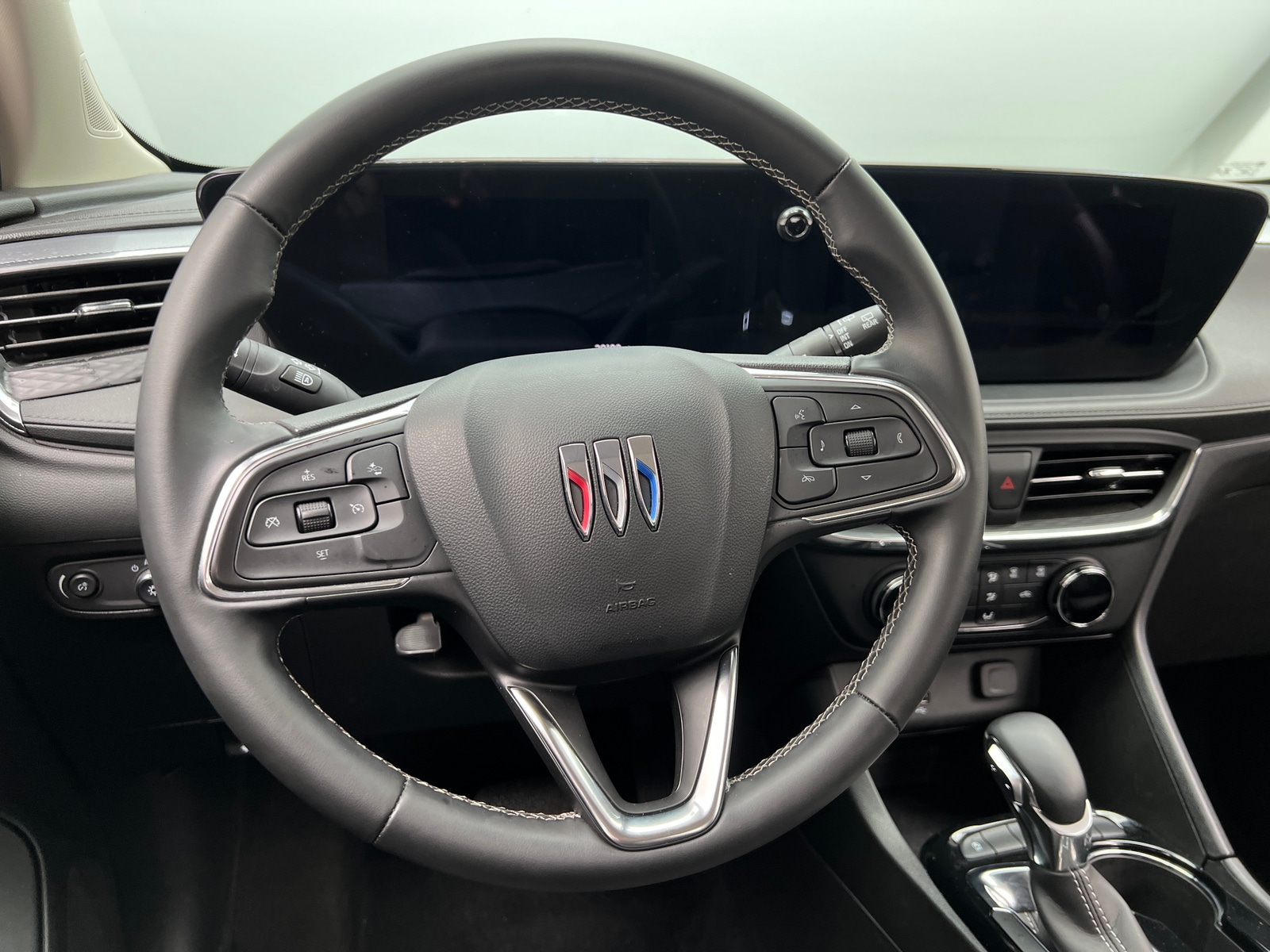 Thumbnail: 2025 Buick Encore GX - 5