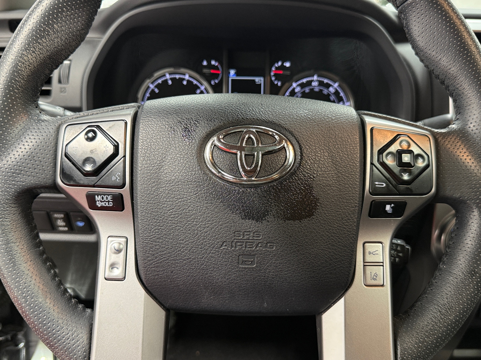 Thumbnail: 2022 Toyota 4Runner - 4