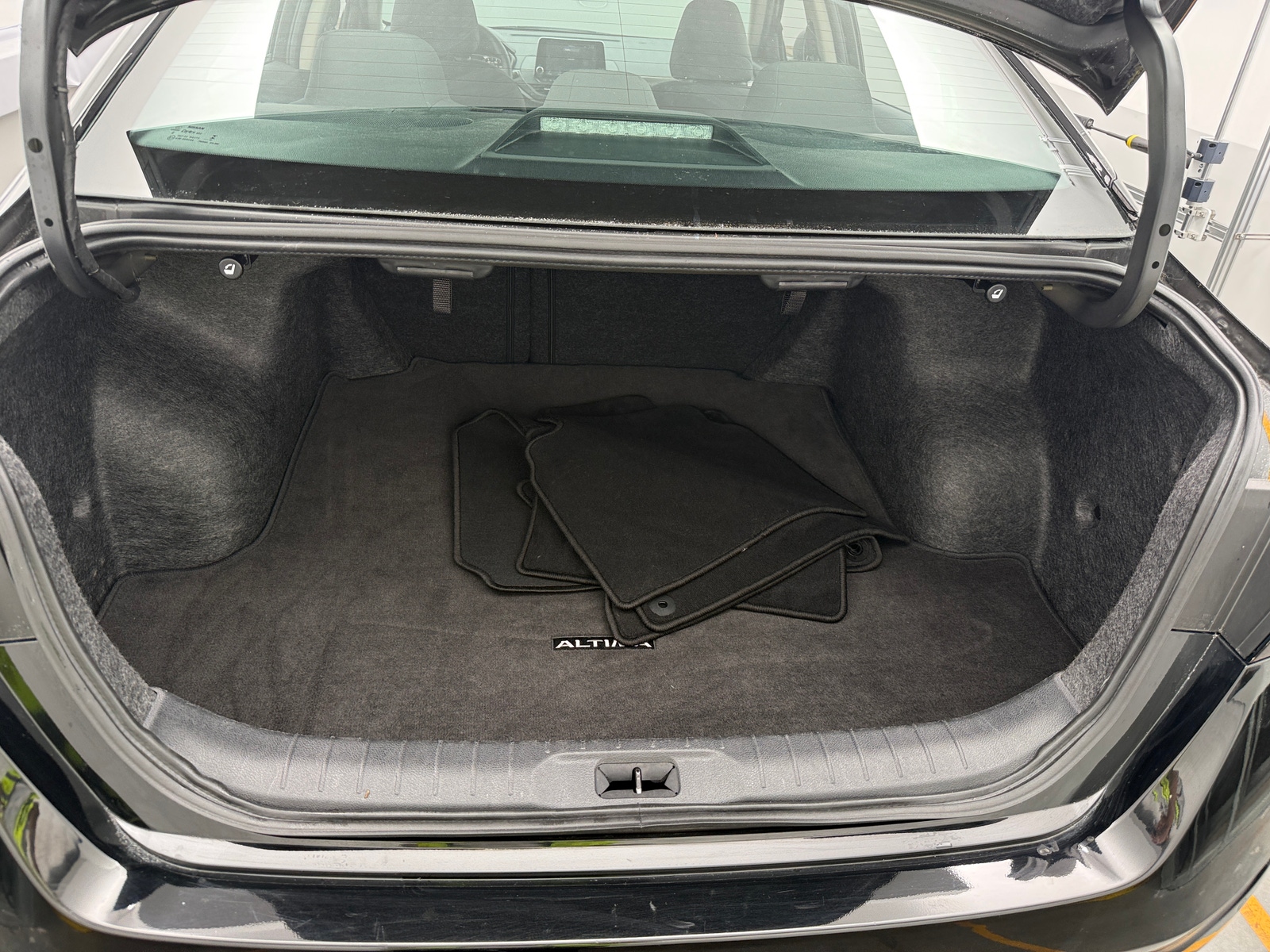 Thumbnail: 2025 Nissan Altima - 7