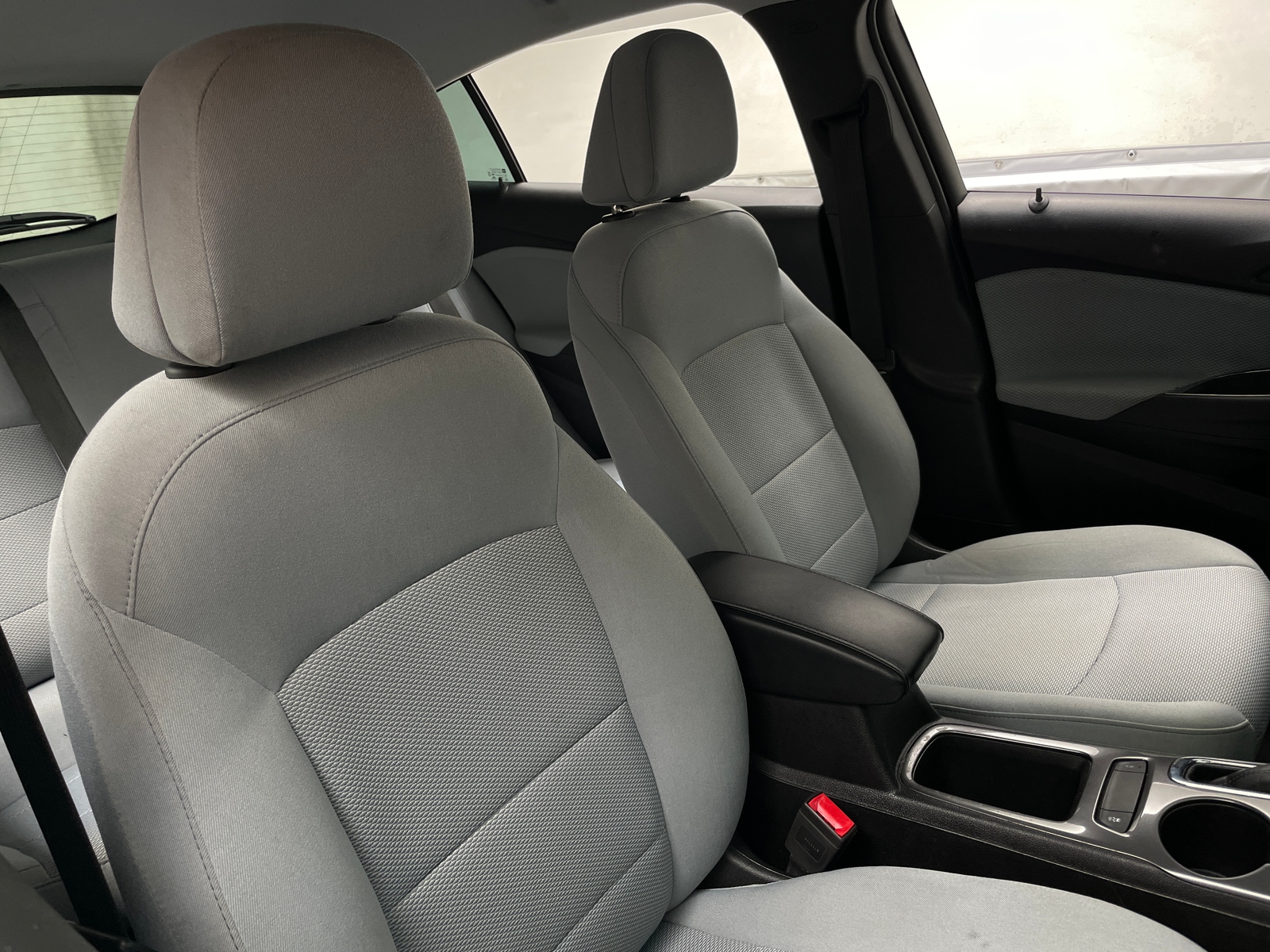 Thumbnail: 2019 Chevrolet Cruze - 2