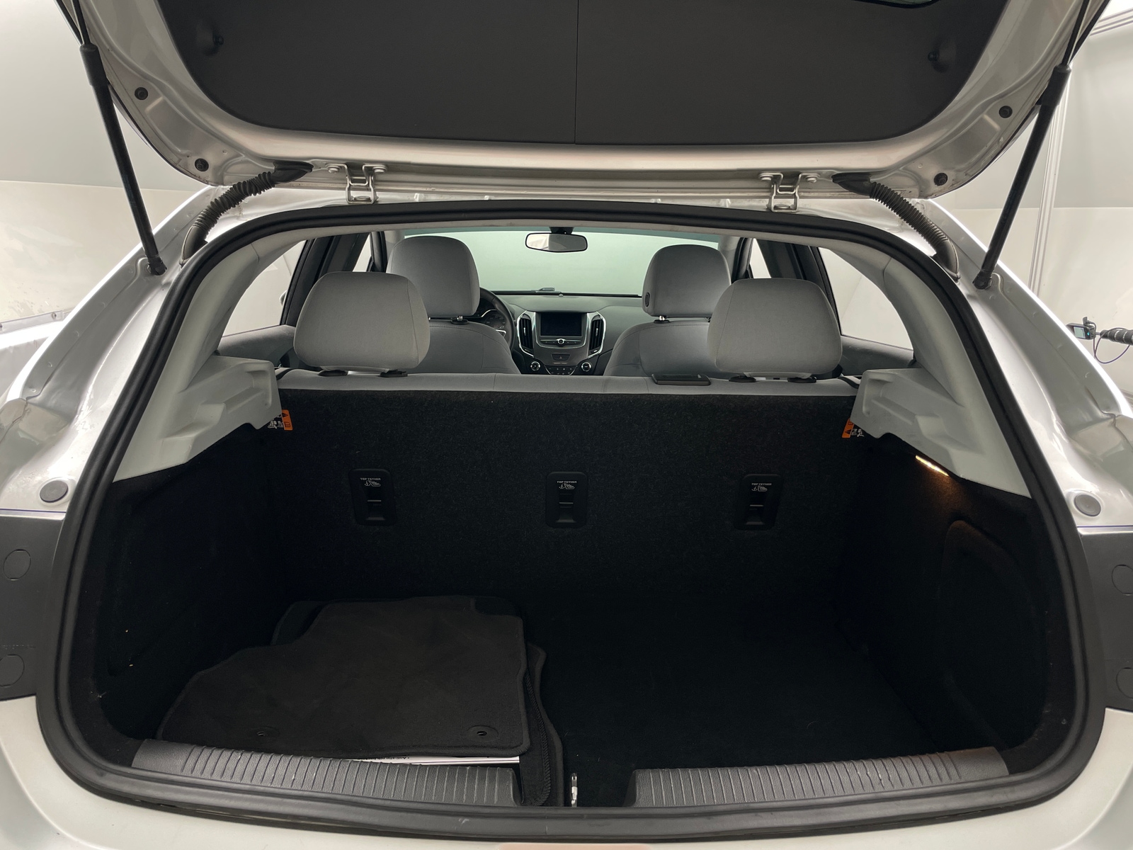 Thumbnail: 2019 Chevrolet Cruze - 7