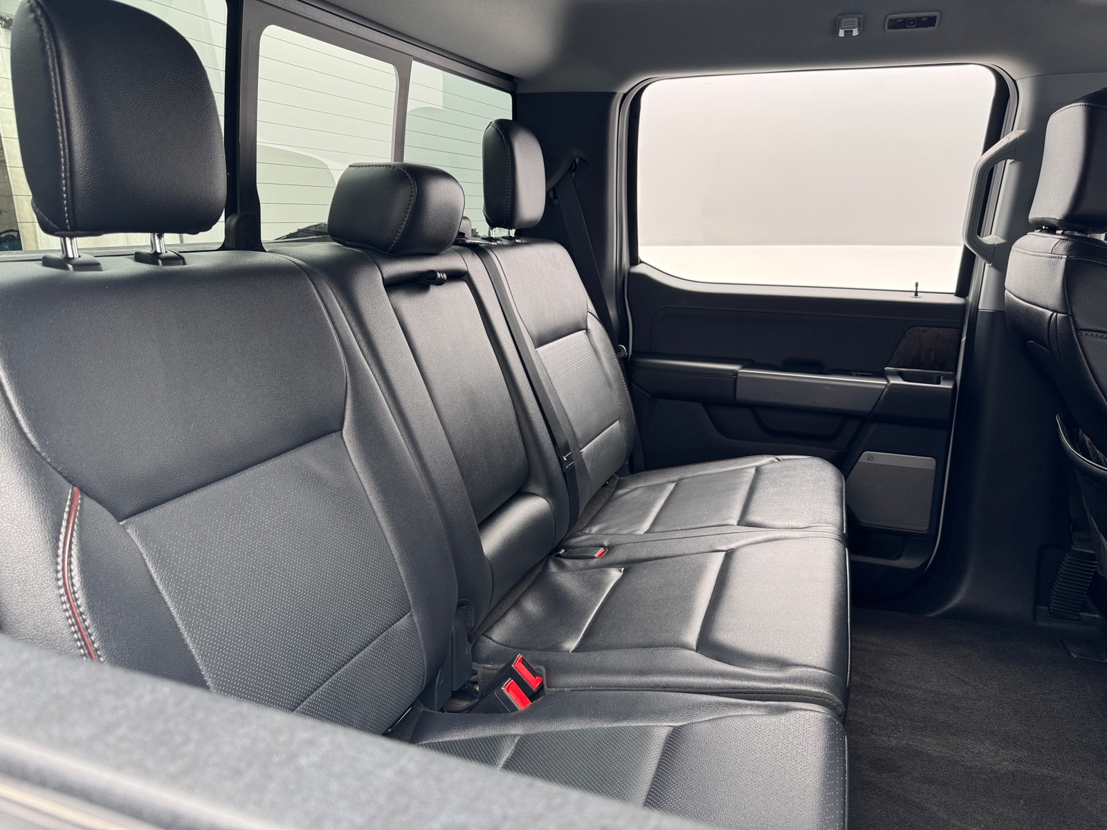 Thumbnail: 2022 Ford Econoline - 5