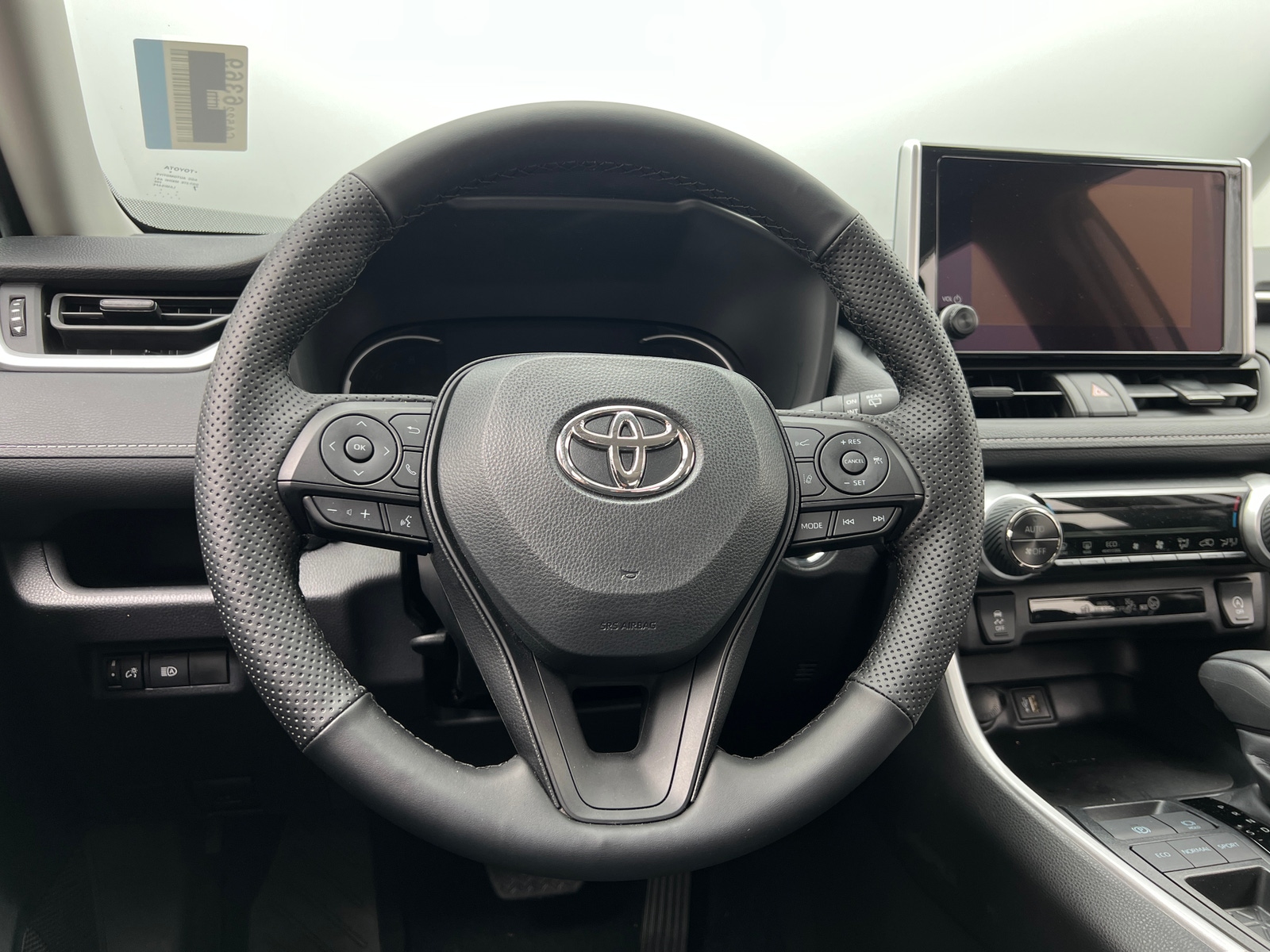 Thumbnail: 2025 Toyota RAV4 - 5