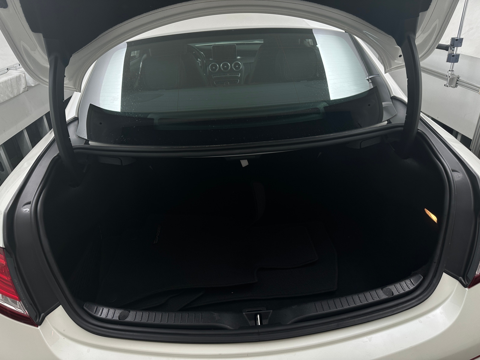 Thumbnail: 2018 Mercedes-Benz C-Class - 5