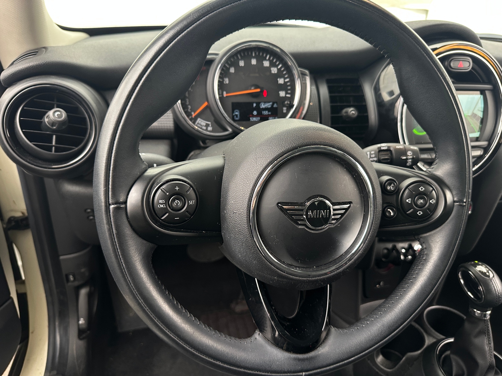 Thumbnail: 2019 MINI Cooper Hardtop - 5