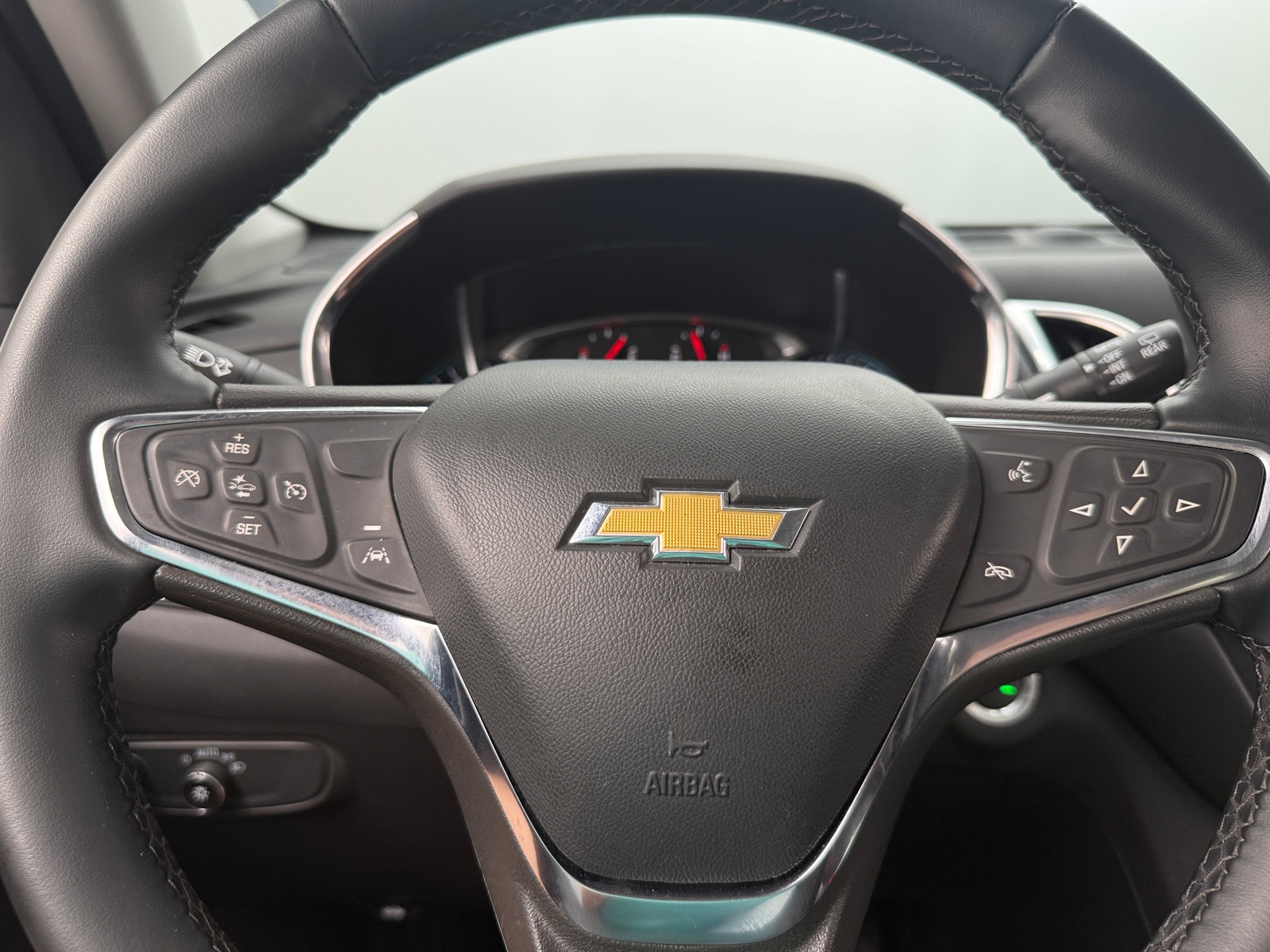 Thumbnail: 2024 Chevrolet Equinox - 5