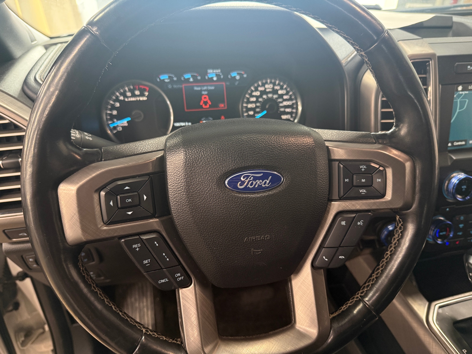 Thumbnail: 2018 Ford Econoline - 4