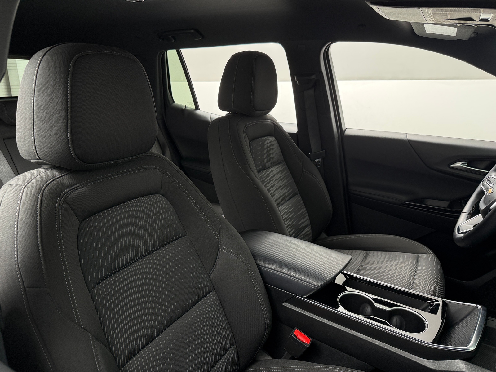 Thumbnail: 2025 Chevrolet Equinox - 2