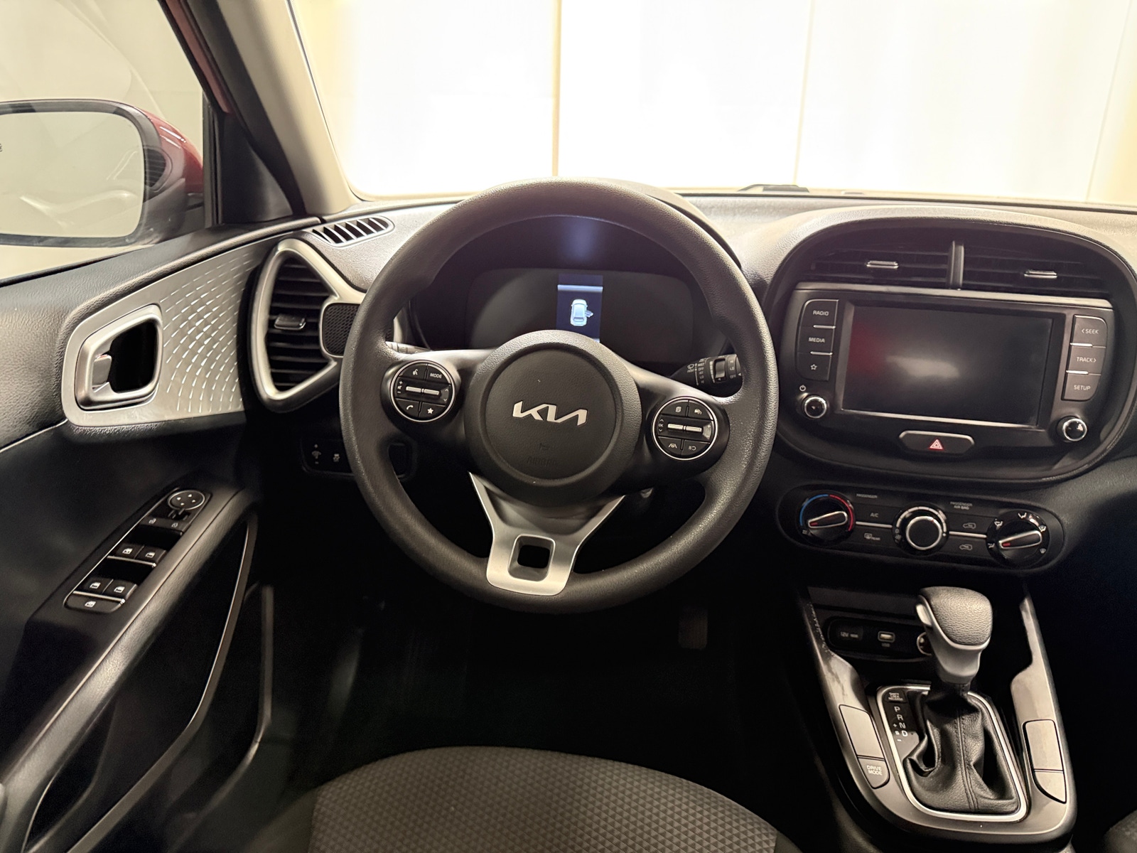 Thumbnail: 2023 Kia Soul - 5