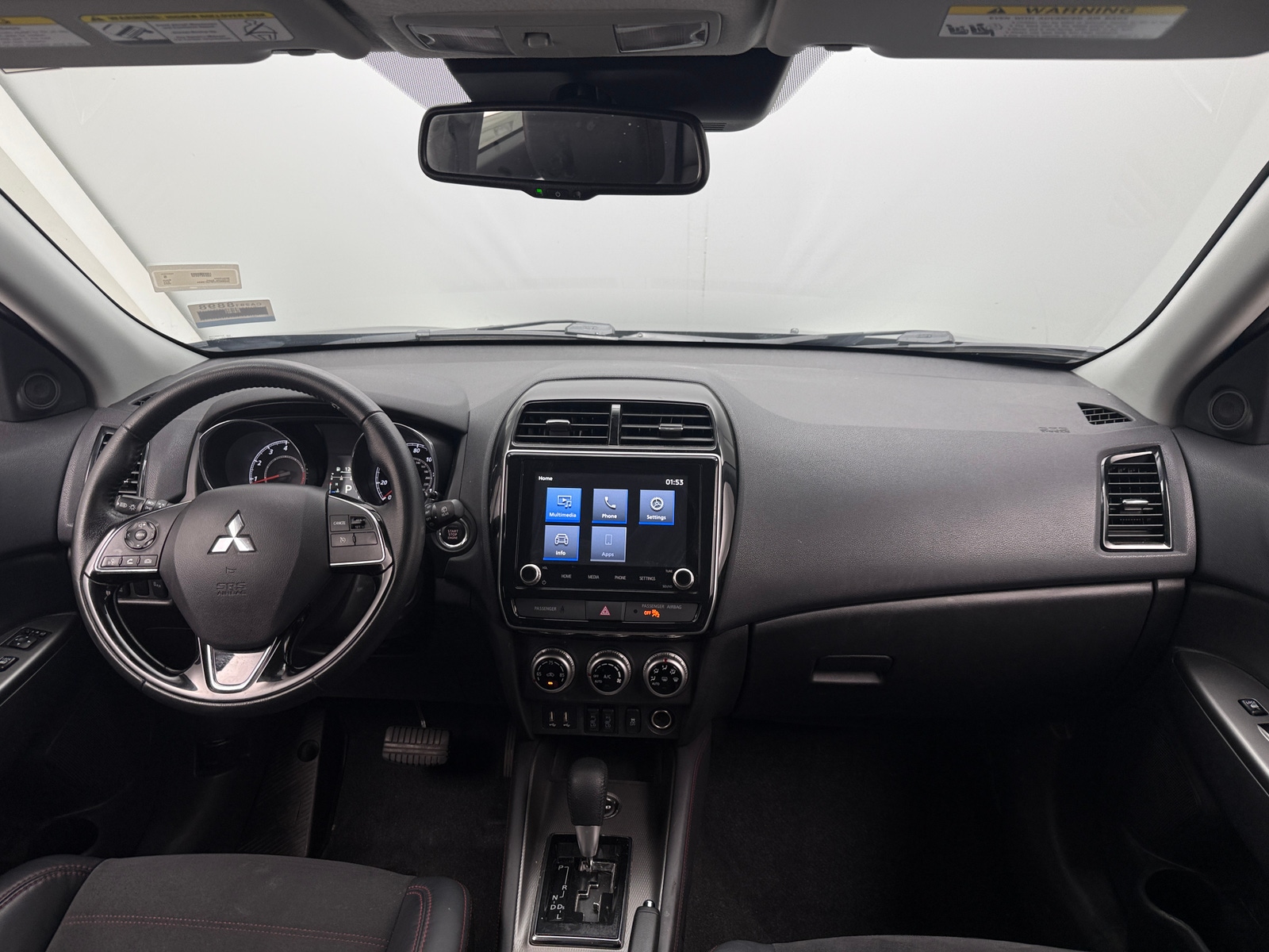 Thumbnail: 2023 Mitsubishi Outlander Sport - 3