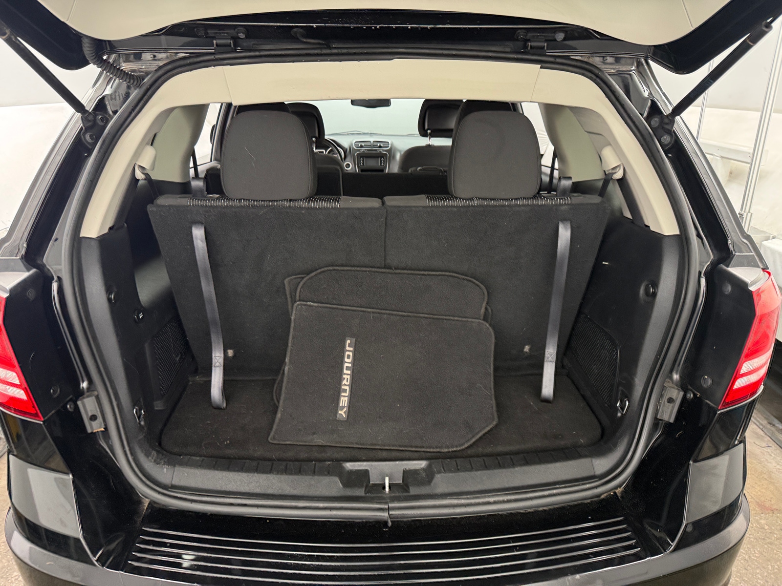 Thumbnail: 2017 Dodge Journey - 7