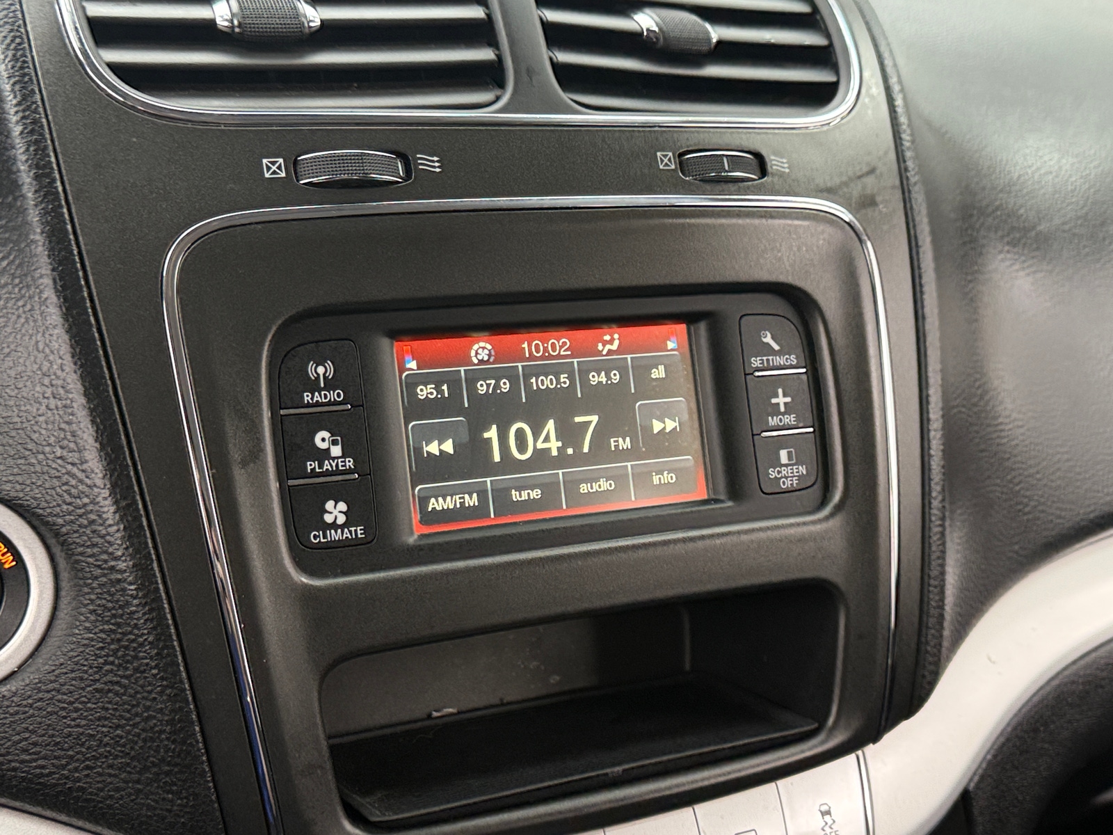 Thumbnail: 2017 Dodge Journey - 4