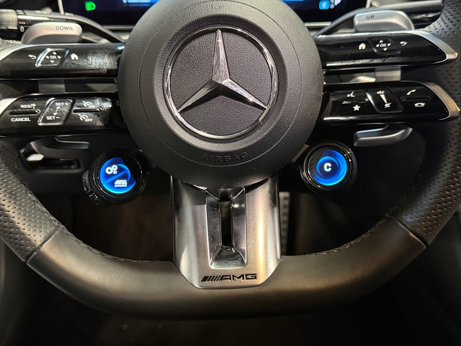 Thumbnail: 2024 Mercedes-Benz C-Class - 4