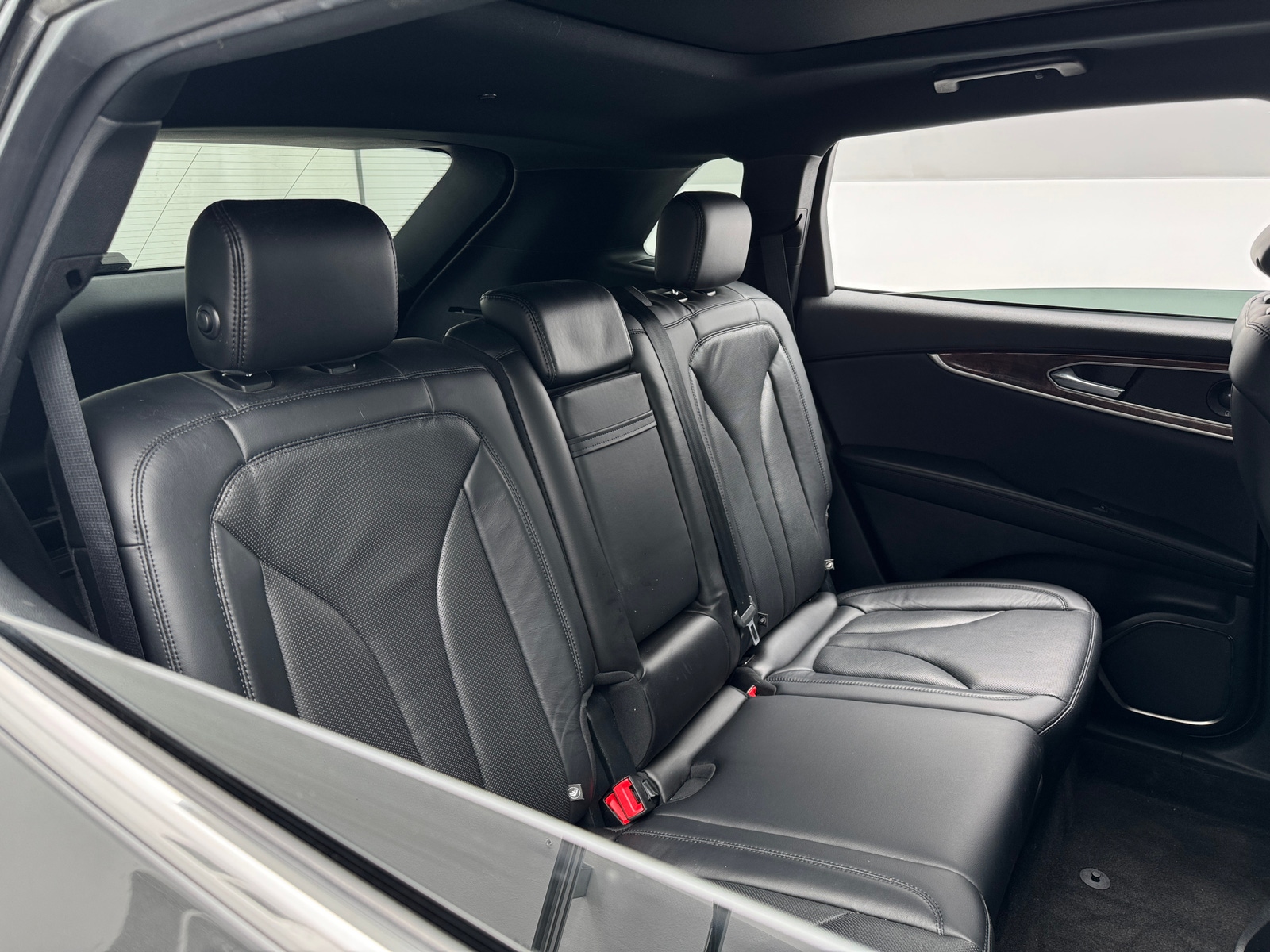 Thumbnail: 2020 Lincoln Nautilus - 5