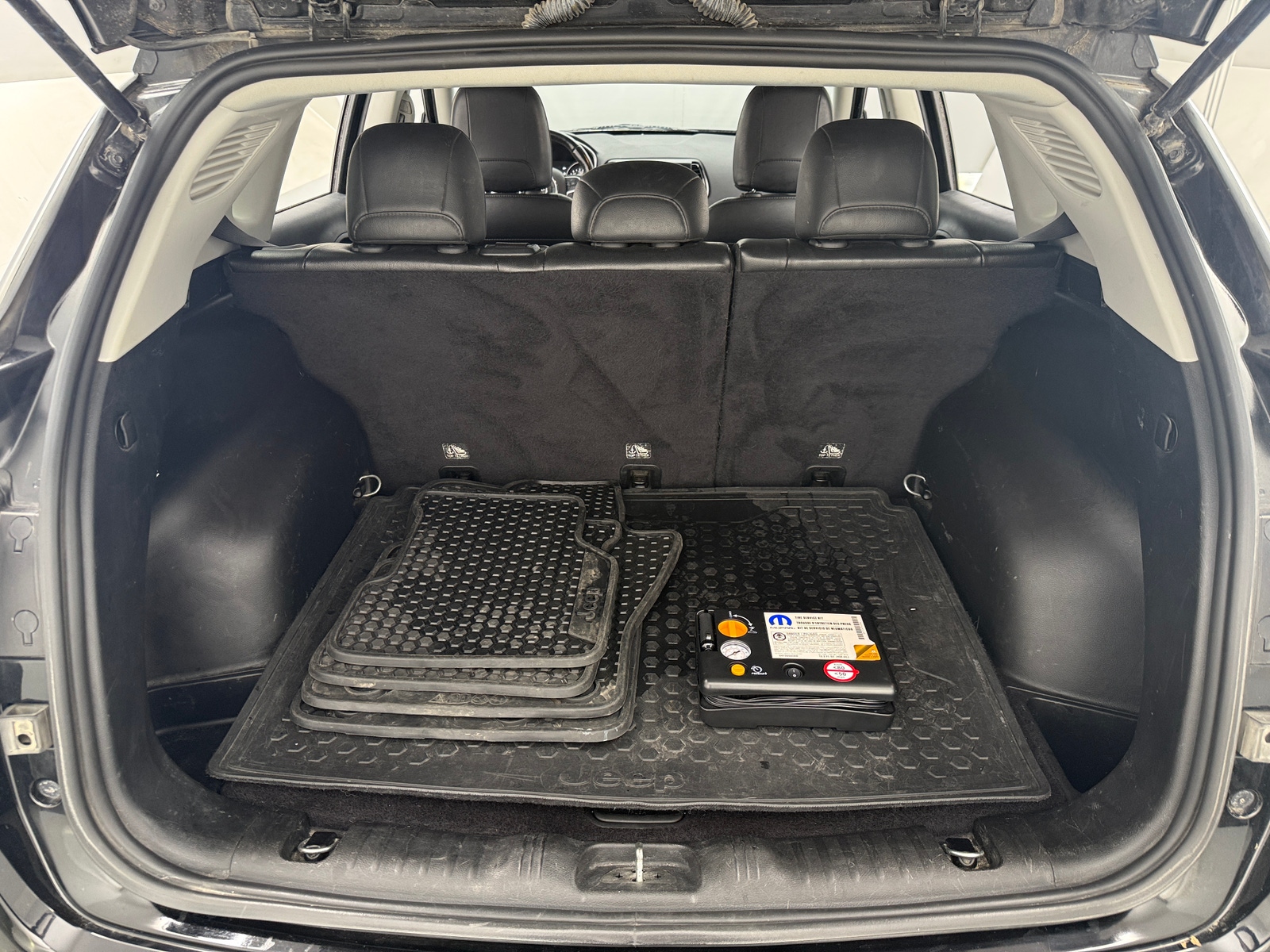 Thumbnail: 2019 Jeep Compass - 6