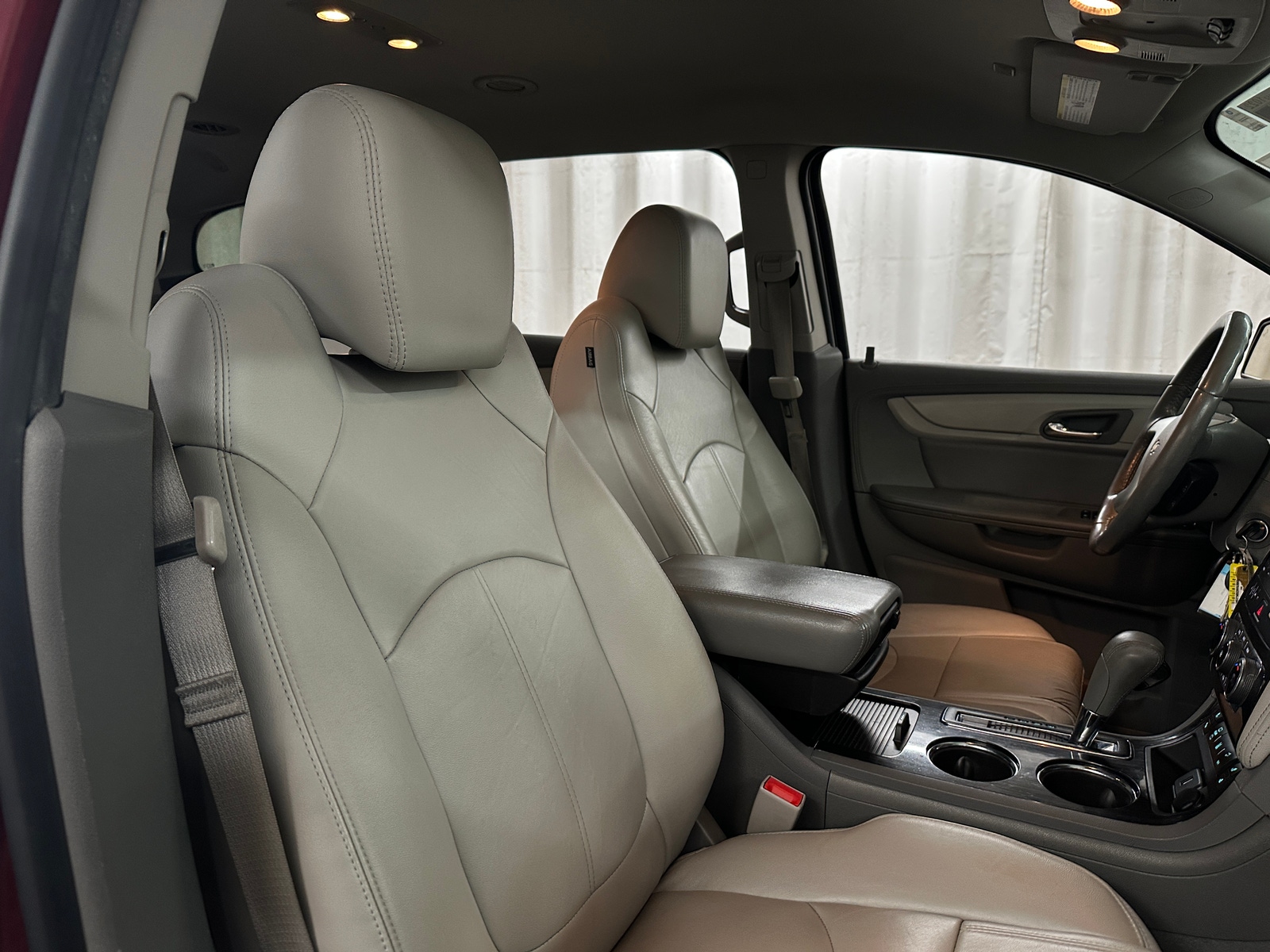 Thumbnail: 2017 Chevrolet Traverse - 2