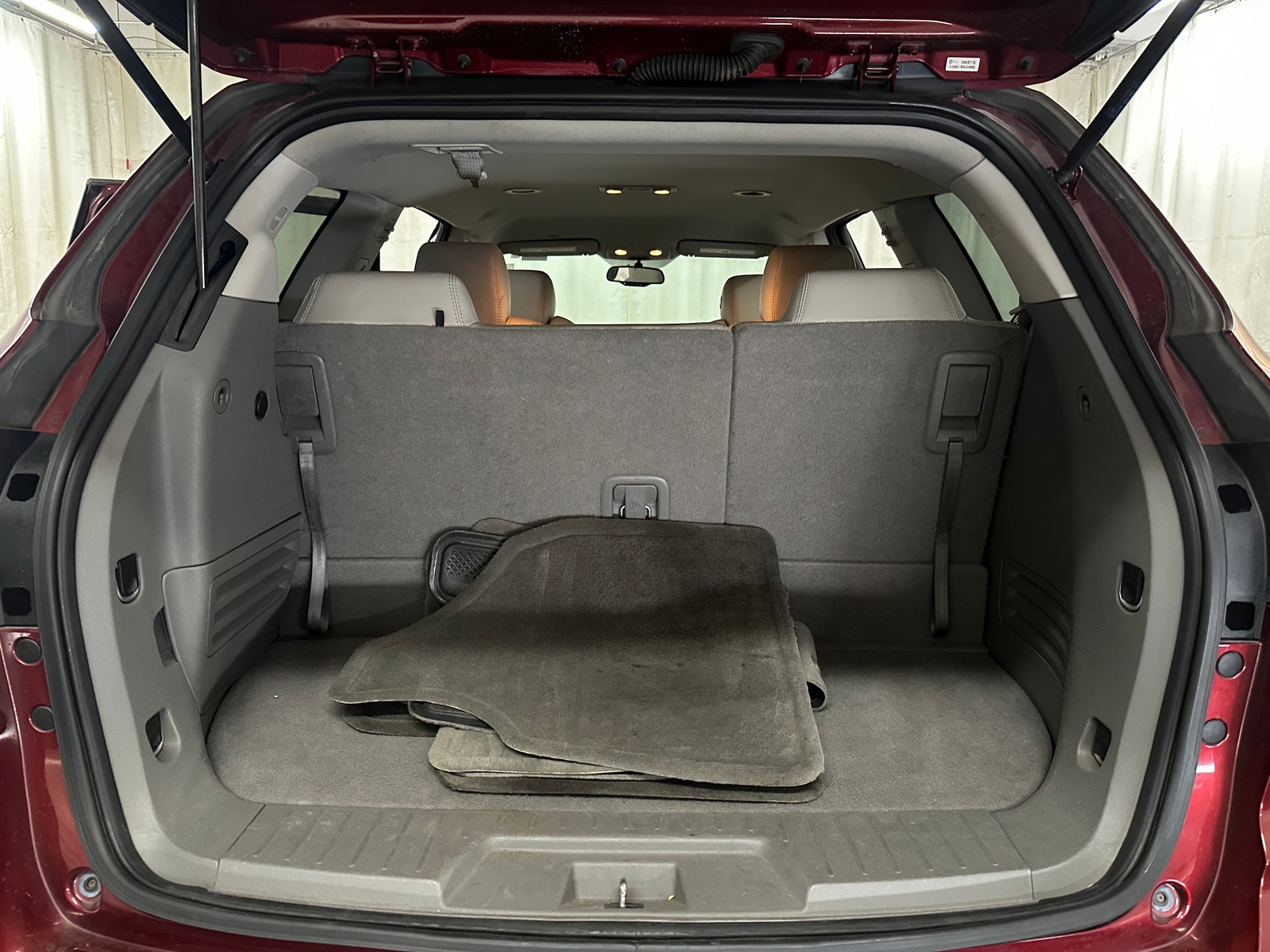 Thumbnail: 2017 Chevrolet Traverse - 7